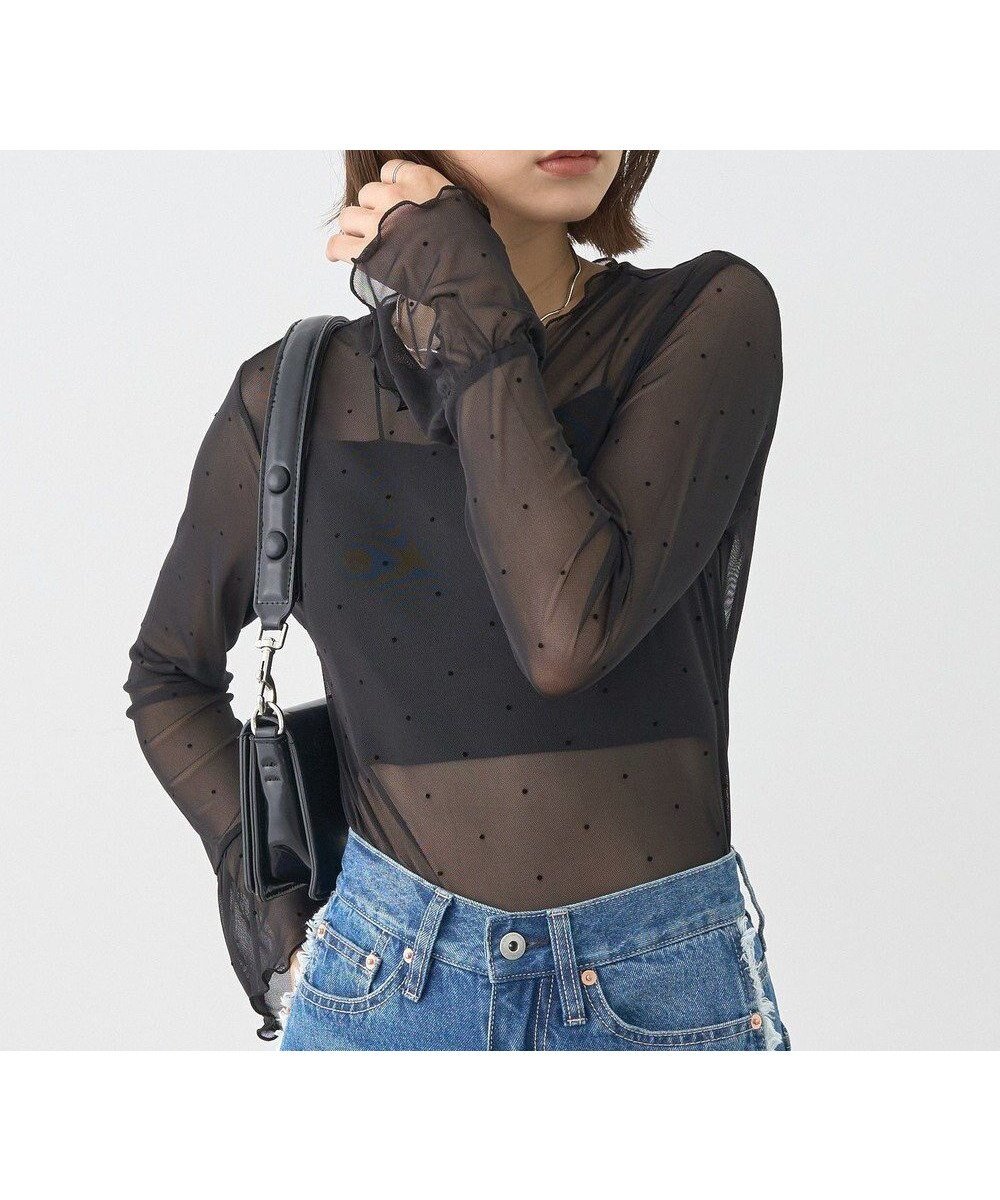 【アースミュージックアンドエコロジー/earth music&ecology】のフロッキードットメロープルオーバー インテリア・キッズ・メンズ・レディースファッション・服の通販 founy(ファニー) 　ファッション　Fashion　レディースファッション　Fashion for Women　トップス・カットソー　Cut & Sew Tops　シャツ・ブラウス・オフィスカジュアル　Elegant Blouses & Button-Ups　ロングTシャツ・Tシャツ　Longline T-Shirts & Tees　カジュアルプルオーバー・ニットトップス　Pullovers & Knit Tops / Casual Pullovers　カットソー・ベーシックTシャツ　Cut-and-Sewn Tops / Stretch Tees & Basics　おすすめ　Recommended / Our Picks　インナー　Innerwear　カットソー　Cut and Sewn Top　スリーブ　Sleeve, Long Sleeve / Short Sleeve　フェミニン　Feminine, Girly　フリル　Frill, Ruffle　ポケット　Pocket, Pocket Detail　A/W・秋冬　Autumn/Winter　Black|ID: prp329100004660846 ipo3291000000034674529