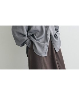 【クラフトスタンダードブティック/CRAFT STANDARD BOUTIQUE】のオーバーサイズサテンシャツ 人気、トレンドファッション・服の通販 founy(ファニー) ファッション Fashion レディースファッション Fashion for Women トップス・カットソー Cut & Sew Tops シャツ・ブラウス・オフィスカジュアル Elegant Blouses & Button-Ups インナー Innerwear サテン Satin, Glossy Fabric スウェット / スエット Sweatshirt, Sweatwear スラックス Slacks, Dress Pants タンク Tank Top, Sleeveless Top 羽織 Haori, Light Jacket リラックス Relax, Relaxed Fit ロング Long, Long-Length ワイド Wide, Wide Fit A/W・秋冬 Autumn/Winter 新作・新入荷 New Arrivals / New In エレガント 上品 Elegant |ID:prp329100004660989