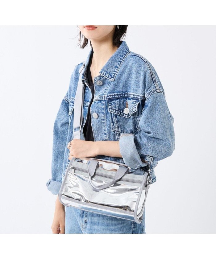 【レスポートサック/LeSportsac】のMIR MINI DUFFEL CROSSBDY/スペッキオ インテリア・キッズ・メンズ・レディースファッション・服の通販 founy(ファニー) https://founy.com/ ファッション Fashion レディースファッション Fashion for Women アウトドア Outdoor Clothing アクセサリー Fashion Accessories コレクション Collection, Seasonal Line 軽量 Lightweight, Ultra Light シルバー Silver, Metallic Silver 財布 Wallet, Purse プリント Print, Printed Pattern ボストン Boston ボストンバッグ Boston Bag, Retro Bag ポケット Pocket, Pocket Detail ポシェット Pochette, Mini Bag ラップ Wrap, Wrap Design おすすめ Recommended / Our Picks 旅行 Travel |ID: prp329100004661102 ipo3291000000033857449