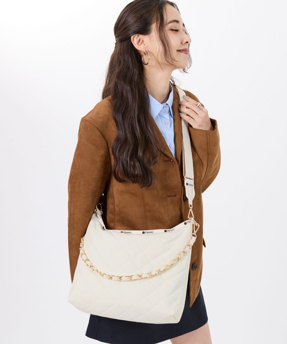 【レスポートサック/LeSportsac】のCHAIN MED ZIP SHOULDER/サンドバーチェーンキルト インテリア・キッズ・メンズ・レディースファッション・服の通販 founy(ファニー) 　ファッション　Fashion　レディースファッション　Fashion for Women　エレガント 上品　Elegant　キルティング　Quilted, Quilting　軽量　Lightweight, Ultra Light　スクエア　Square, Square Shape　財布　Wallet, Purse　チェーン　Chain, Chain Strap　トレンド　Trend, Trending Now　人気　Popular, Best Seller　フィット　Fit, Slim Fit　フォーマル　Formal, Dressy　プリント　Print, Printed Pattern　ポケット　Pocket, Pocket Detail　おすすめ　Recommended / Our Picks　ギフト プレゼント　Gift / Present　ビジネス 仕事 通勤　Business / Work / Commuting　サンドバーチェーンキルト|ID: prp329100004661114 ipo3291000000033729756