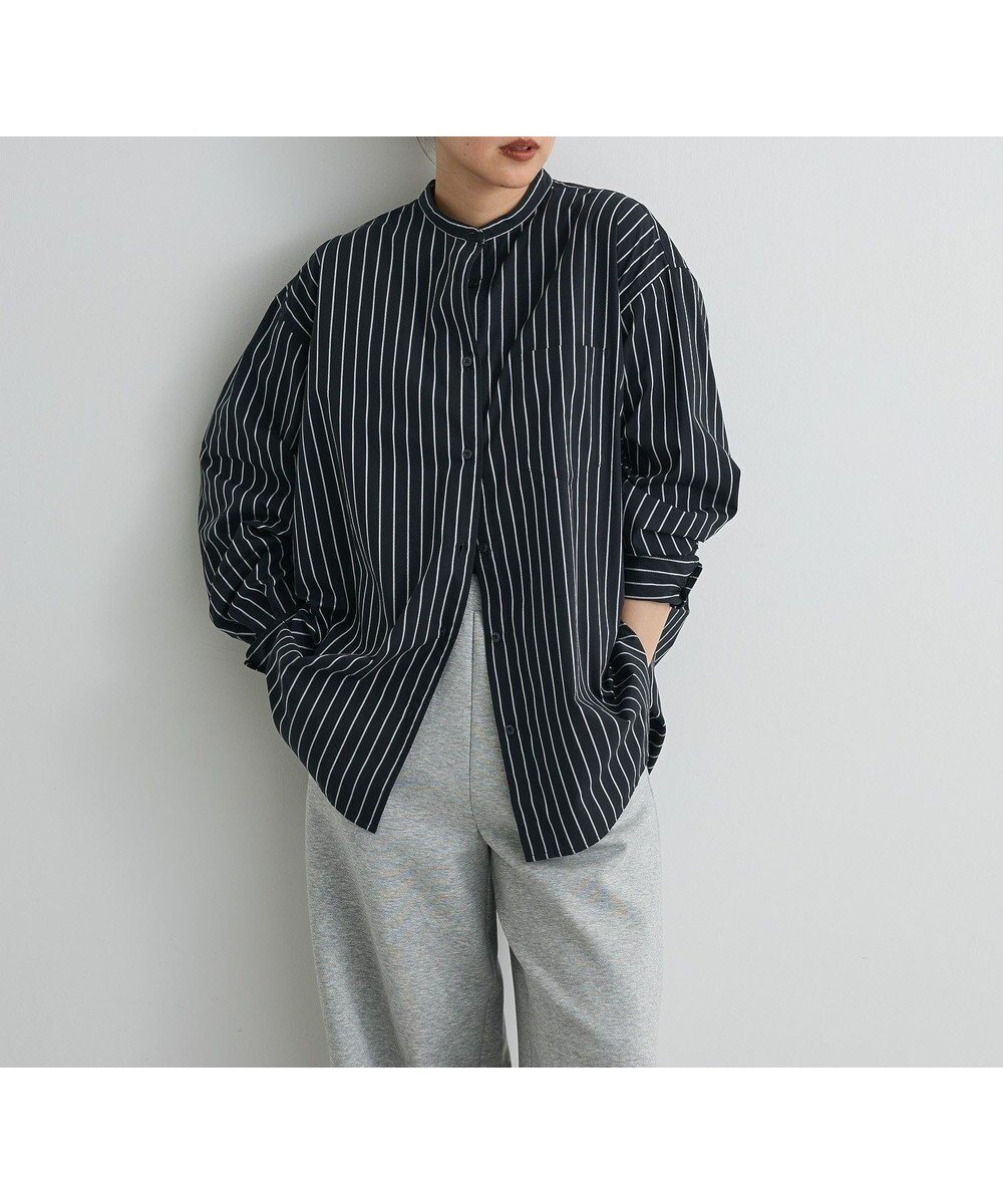 【クラフトスタンダードブティック/CRAFT STANDARD BOUTIQUE】のバンドカラーシャツ インテリア・キッズ・メンズ・レディースファッション・服の通販 founy(ファニー) 　ファッション　Fashion　レディースファッション　Fashion for Women　トップス・カットソー　Cut & Sew Tops　シャツ・ブラウス・オフィスカジュアル　Elegant Blouses & Button-Ups　サンダル　Sandals, Summer Shoes　ストライプ　Stripe, Striped Pattern　スラックス　Slacks, Dress Pants　タンク　Tank Top, Sleeveless Top　バランス　Balance, Style Balance　フラット　Flat, Flat Shoes　ポケット　Pocket, Pocket Detail　羽織　Haori, Light Jacket　無地　Plain, Solid Color　A/W・秋冬　Autumn/Winter　おすすめ　Recommended / Our Picks　夏　Summer　旅行　Travel　ビジネス 仕事 通勤　Business / Work / Commuting　Stripe Navy|ID: prp329100004661195 ipo3291000000033730241