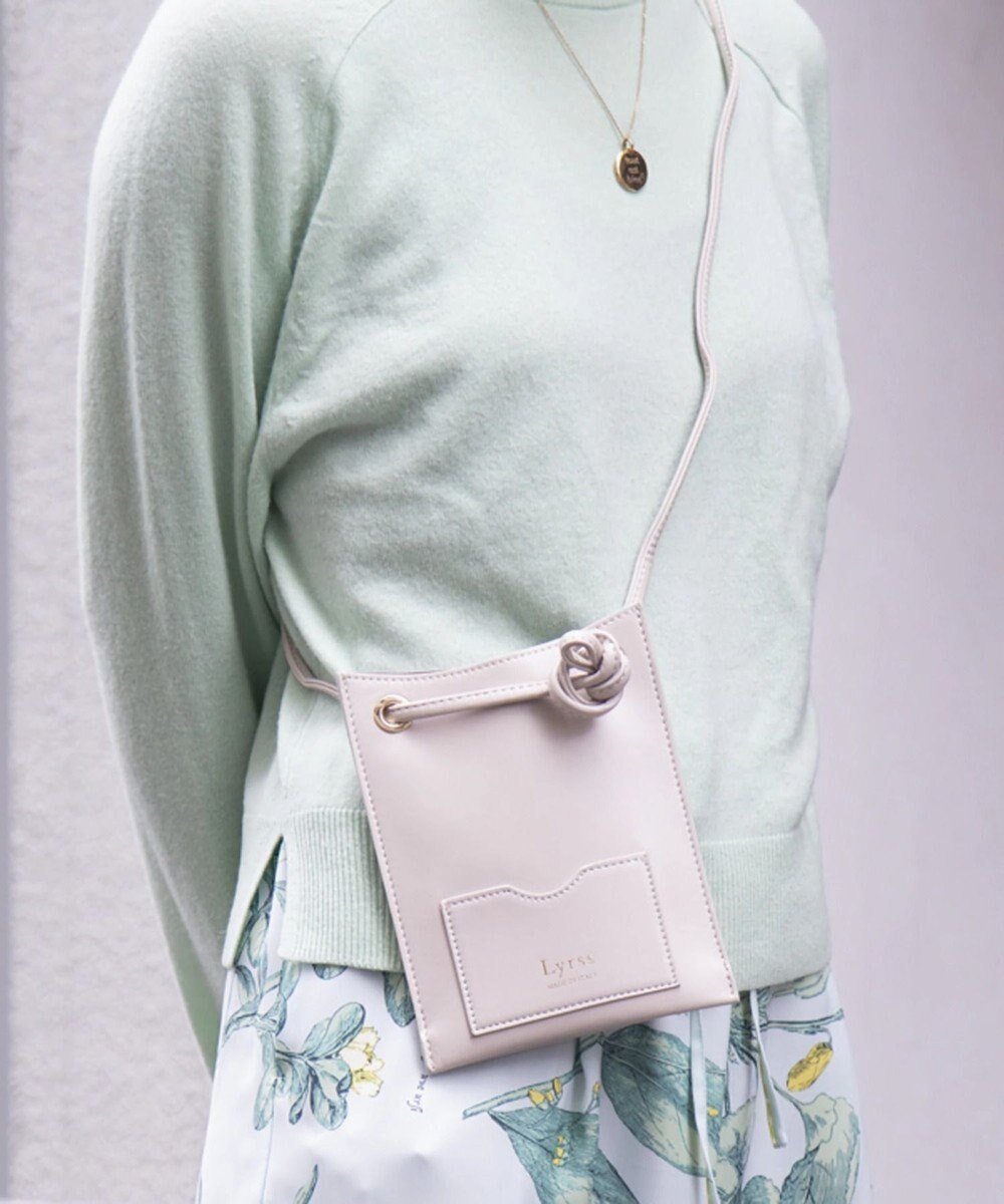 【スタイルコード/STYLE CODE】のLyrss/リルス イタリア製牛トコ皮 CITYエシカルレザースマート ショルダーポケット インテリア・キッズ・メンズ・レディースファッション・服の通販 founy(ファニー) ファッション Fashion レディースファッション Fashion for Women ショルダー Shoulder, Shoulder Strap シンプル Simple, Minimal スタイリッシュ Stylish, Fashionable チェーン Chain, Chain Strap 人気 Popular, Best Seller ポケット Pocket, Pocket Detail モバイル Mobile, Smartphone エレガント 上品 Elegant 卒業式 Graduation Ceremony アイボリー|ID: prp329100004661386 ipo3291000000033730965