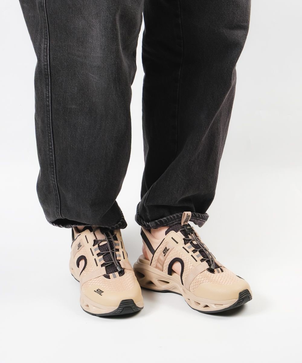 【スティーブマデン/STEVE MADDEN】のSURGE 7 厚底クッションソールスポーツサンダル インテリア・キッズ・メンズ・レディースファッション・服の通販 founy(ファニー) 　ファッション　Fashion　レディースファッション　Fashion for Women　スポーツウェア　Functional & Stylish Sportswear　サンダル&ミュール　Sandals & Mules　厚底　Platform Shoes　春　Spring　コンビ　Combo, Combination Style　サンダル　Sandals, Summer Shoes　シューズ　Shoes, Footwear　ソックス　Socks, Hosiery　メッシュ　Mesh, Net Fabric　S/S・春夏　SS, Spring/Summer, Warm Season　夏　Summer　ブラッシュ|ID: prp329100004661432 ipo3291000000033731130