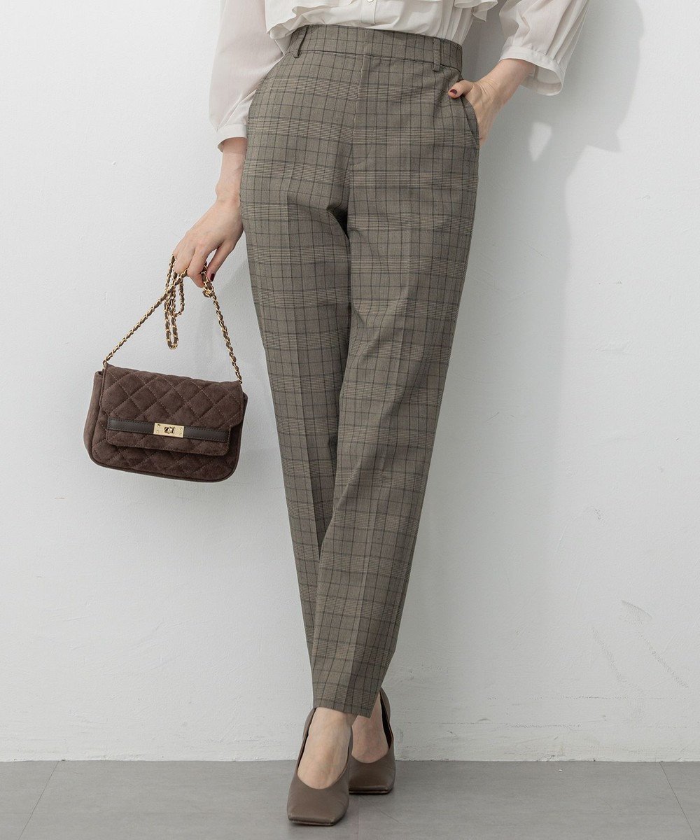 【23区/NIJYUSANKU】の【洗える】ドライ2WAYストレッチ チェック テーパード パンツ 人気、トレンドファッション・服の通販 founy(ファニー) 　ファッション　Fashion　レディースファッション　Fashion for Women　パンツ　Pants & Trousers　洗える　Machine Washable　秋　Autumn　シンプル　Simple, Minimal　ストレッチ　Stretch, Stretchy Fabric　センター　Center, Center Line　チェック　Check, Plaid, Tartan　テーパード　Tapered, Tapered Pants　ボトム　Bottoms, Lower Wear　ワイド　Wide, Wide Fit　A/W・秋冬　Autumn/Winter　S/S・春夏　SS, Spring/Summer, Warm Season　夏　Summer　2025年　2025　2025-2026秋冬・A/W　Autumn/Winter 2025–26 AW25–26　 other-1|ID: prp329100004661524 ipo3291000000035342716