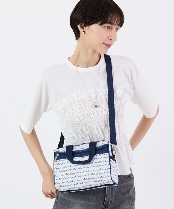 【レスポートサック/LeSportsac】のEVERYDAY SM SATCHEL/マリンロゴボーダー インテリア・キッズ・メンズ・レディースファッション・服の通販 founy(ファニー) https://founy.com/ ファッション Fashion レディースファッション Fashion for Women おすすめ Recommended / Our Picks アウトドア Outdoor Clothing コンパクト Compact, Small Size ボストンバッグ Boston Bag, Retro Bag ボーダー Border, Stripe ポケット Pocket, Pocket Detail 旅行 Travel 財布 Wallet, Purse |ID: prp329100004661622 ipo3291000000033731719