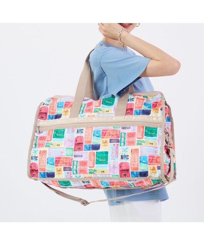 【レスポートサック/LeSportsac】のDELUXE LG WEEKENDER/トラベルタグズ インテリア・キッズ・メンズ・レディースファッション・服の通販 founy(ファニー) https://founy.com/ ファッション Fashion レディースファッション Fashion for Women カラフル Colorful Design ボストンバッグ Boston Bag, Retro Bag ポケット Pocket, Pocket Detail 旅行 Travel |ID: prp329100004661646 ipo3291000000033731800