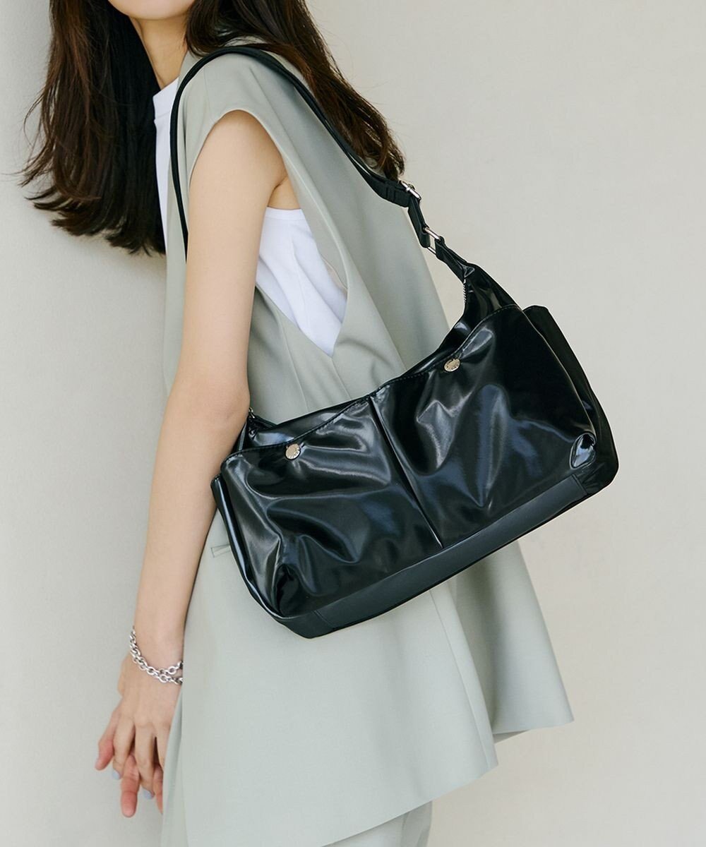 【トプカピ/TOPKAPI】の【Breath TOPKAPI】【軽量430g】Train 防水ポリエステル ワイド ショルダーバッグ インテリア・キッズ・メンズ・レディースファッション・服の通販 founy(ファニー) ファッション Fashion レディースファッション Fashion for Women バッグ Bags 旅行 Travel スマート Smart, Elegant ポケット Pocket, Pocket Detail メタル Metal, Metal Parts ワイド Wide, Wide Fit 軽量 Lightweight, Ultra Light ブラック|ID: prp329100004661939 ipo3291000000033732870