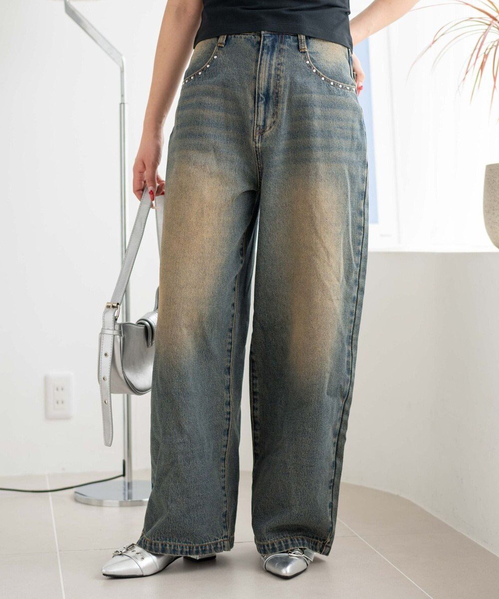 【ウィゴー/WEGO】の【SMサイズ展開】ロゴデニムバギーパンツ 人気、トレンドファッション・服の通販 founy(ファニー) 　ファッション　Fashion　レディースファッション　Fashion for Women　パンツ　Pants & Trousers　デニムパンツ・ジーンズ・美脚デニム　Denim Jeans & Pants　インディゴ　Indigo Denim　春　Spring　秋　Autumn　ショート　Short, Short Length　シンプル　Simple, Minimal　ジーンズ　Jeans, Denim Pants　スタッズ　Studs, Metal Accents　ストレート　Straight, Straight Cut　スマホ　Smartphone, Mobile Device　デニム　Denim, Jeans Material　トレンド　Trend, Trending Now　フロント　Front, Front Design　ポケット　Pocket, Pocket Detail　ワイド　Wide, Wide Fit　冬　Winter / This Winter　S/S・春夏　SS, Spring/Summer, Warm Season　おすすめ　Recommended / Our Picks　夏　Summer　 other-1|ID: prp329100004662157 ipo3291000000033733735