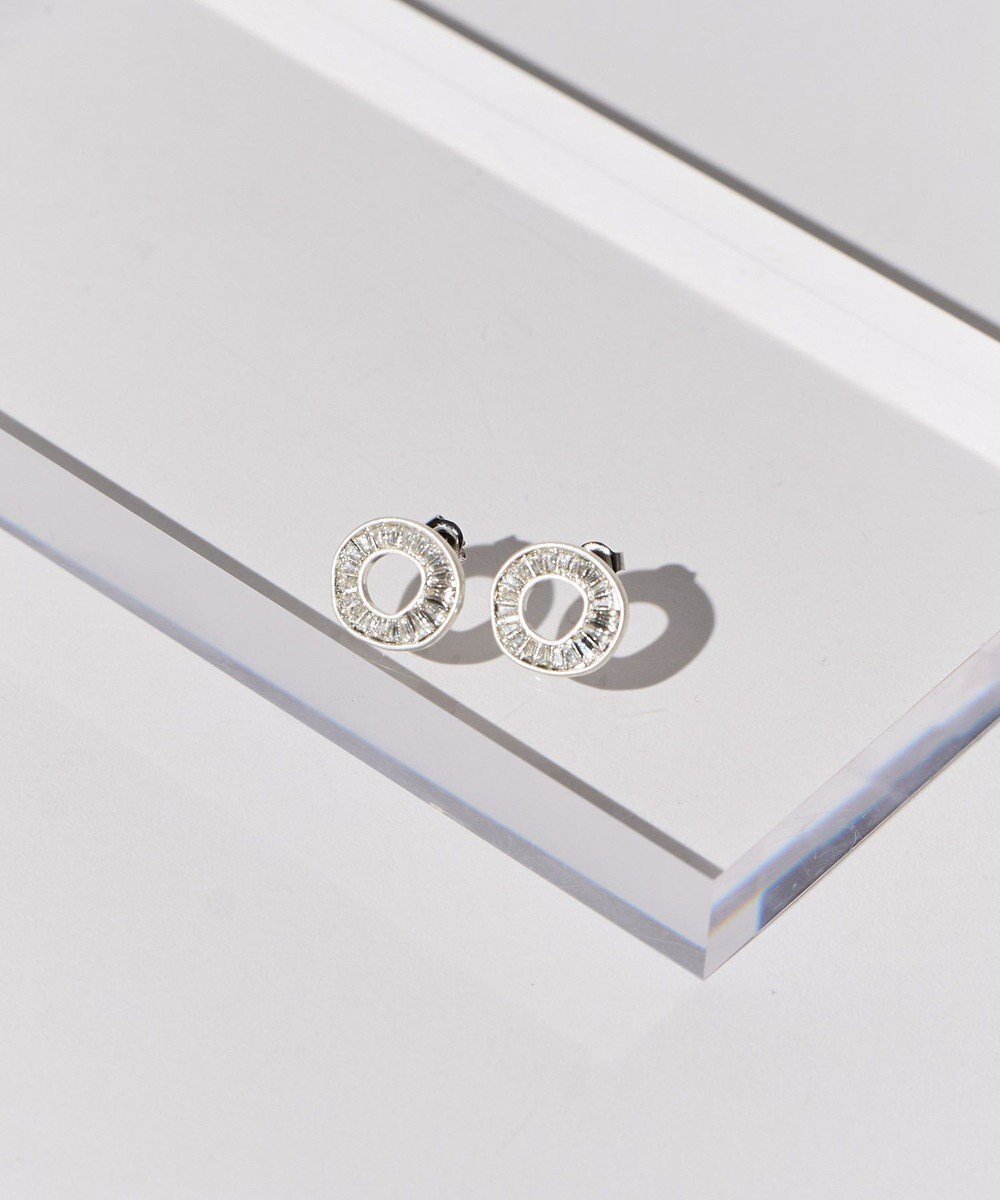 【アメリカンホリック/AMERICAN HOLIC】のビジューサークルピアス インテリア・キッズ・メンズ・レディースファッション・服の通販 founy(ファニー) ファッション Fashion レディースファッション Fashion for Women おすすめ Recommended / Our Picks アクセサリー Fashion Accessories サークル Circle, Round Design ビジュー Bijou, Jewel-like Accent フェミニン Feminine, Girly モチーフ Motif, Design Theme 軽量 Lightweight, Ultra Light Silver|ID: prp329100004662419 ipo3291000000033734891