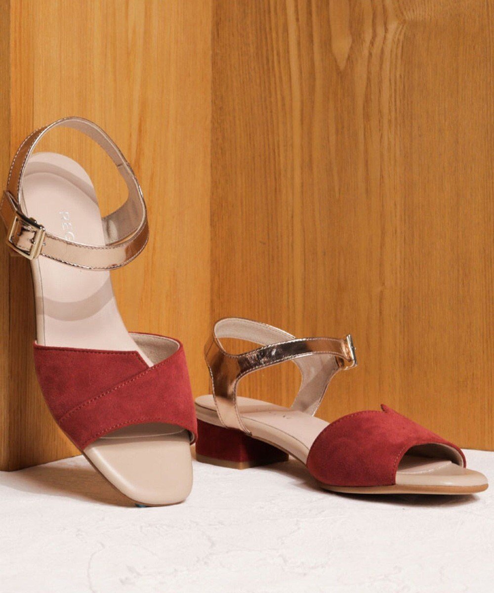 【リーガル フットコミュニティ/REGAL FOOT COMMUNITY】の【リーガルレディース】F40R ストラップサンダル サンダル 人気、トレンドファッション・服の通販 founy(ファニー) 　ファッション　Fashion　レディースファッション　Fashion for Women　アシンメトリー　Asymmetrical Style　カッティング　Cutting Detail　クッション　Cushion, Throw Pillow　サンダル　Sandals, Summer Shoes　シルバー　Silver, Metallic Silver　ストラップサンダル　Strappy Sandals, Strap Sandals　フィット　Fit, Slim Fit　メタリック　Metallic, Shiny Finish　A/W・秋冬　Autumn/Winter　S/S・春夏　SS, Spring/Summer, Warm Season　夏　Summer　 other-1|ID: prp329100004662593 ipo3291000000033735512