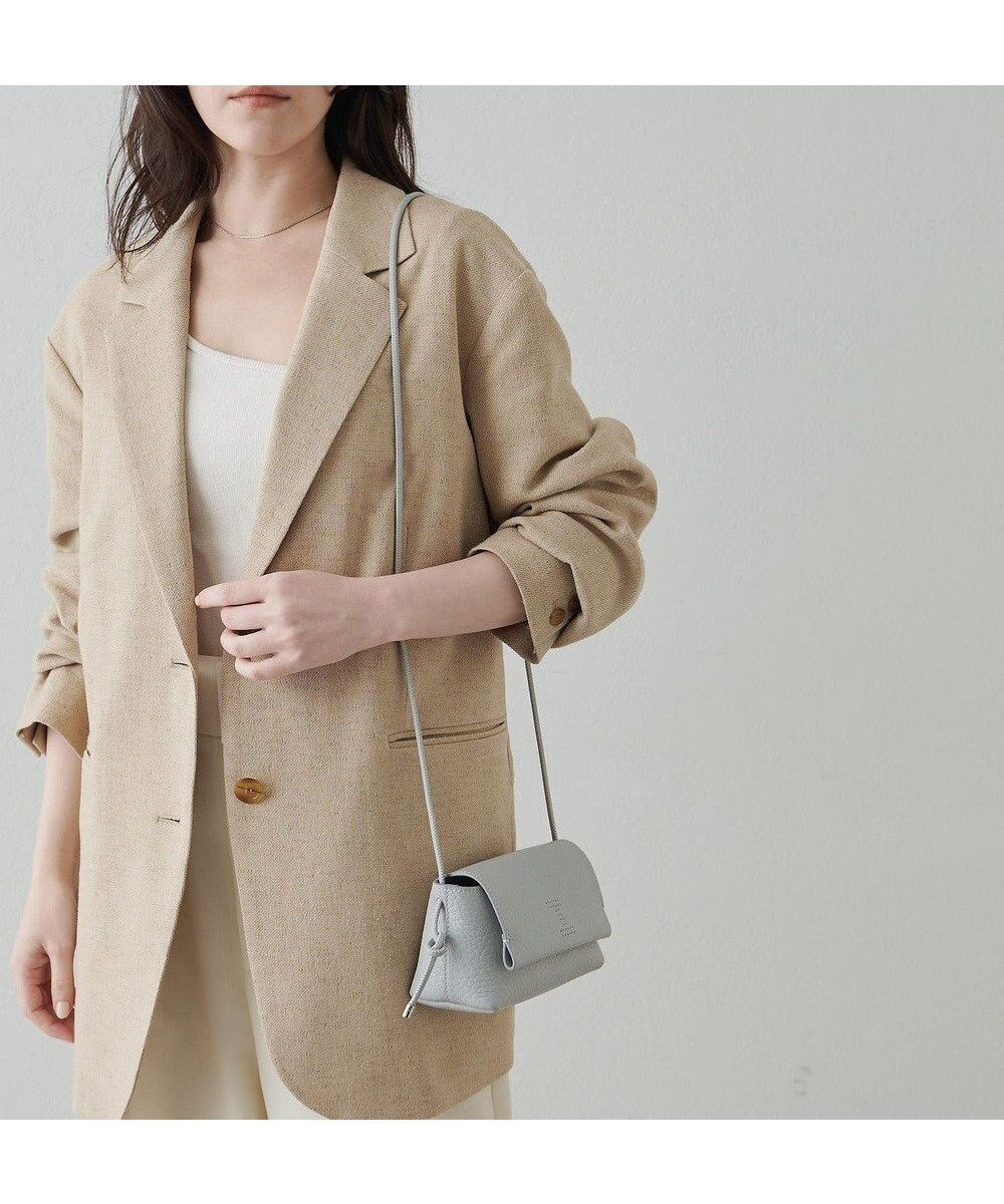 【イアクッチ/IACUCCI】のアルブメ ALCE インテリア・キッズ・メンズ・レディースファッション・服の通販 founy(ファニー) 　雑誌掲載アイテム　Magazine Picks & Fashion Features　ファッション雑誌　Fashion Magazines　オッジ　Oggi　ファッション　Fashion　レディースファッション　Fashion for Women　コンパクト　Compact, Small Size　10月号　October Issue　ショルダー　Shoulder, Shoulder Strap　雑誌　Magazine, Fashion Magazine　フォルム　Silhouette, Form　リップ　Lip, Lip Motif　ワンポイント　One Point, Statement Accent　ライトグレー|ID: prp329100004662976 ipo3291000000036158933