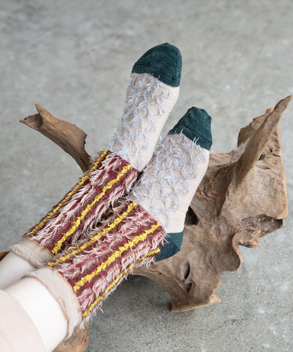 【コキュウ/COQ】のBAMBI DOTS リバーシブルファーソックス インテリア・キッズ・メンズ・レディースファッション・服の通販 founy(ファニー) ファッション Fashion レディースファッション Fashion for Women ソックス&靴下 Socks & Hosiery レッグウェア・ストッキング Legwear & Hosiery コレクション Collection, Seasonal Line ストライプ Stripe, Striped Pattern ソックス Socks, Hosiery タンブラー Tumbler, Travel Mug ドット Polka Dot, Dot Pattern バランス Balance, Style Balance リバーシブル Reversible, Two-Sided おすすめ Recommended / Our Picks 犬 Dog ベージュ|ID: prp329100004663760 ipo3291000000033739904