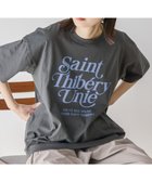 【アメリカンホリック/AMERICAN HOLIC】のデザインロゴプリントTシャツ 人気、トレンドファッション・服の通販 founy(ファニー) ファッション Fashion レディースファッション Fashion for Women トップス・カットソー Cut & Sew Tops シャツ・ブラウス・オフィスカジュアル Elegant Blouses & Button-Ups ロングTシャツ・Tシャツ Longline T-Shirts & Tees カットソー・ベーシックTシャツ Cut-and-Sewn Tops / Stretch Tees & Basics おすすめ Recommended / Our Picks インナー Innerwear カットソー Cut and Sewn Top コンパクト Compact, Small Size プリント Print, Printed Pattern ボトム Bottoms, Lower Wear ポケット Pocket, Pocket Detail 夏 Summer 春 Spring S/S・春夏 SS, Spring/Summer, Warm Season thumbnail Charcoal Gray|ID: prp329100004663997 ipo3291000000033740870