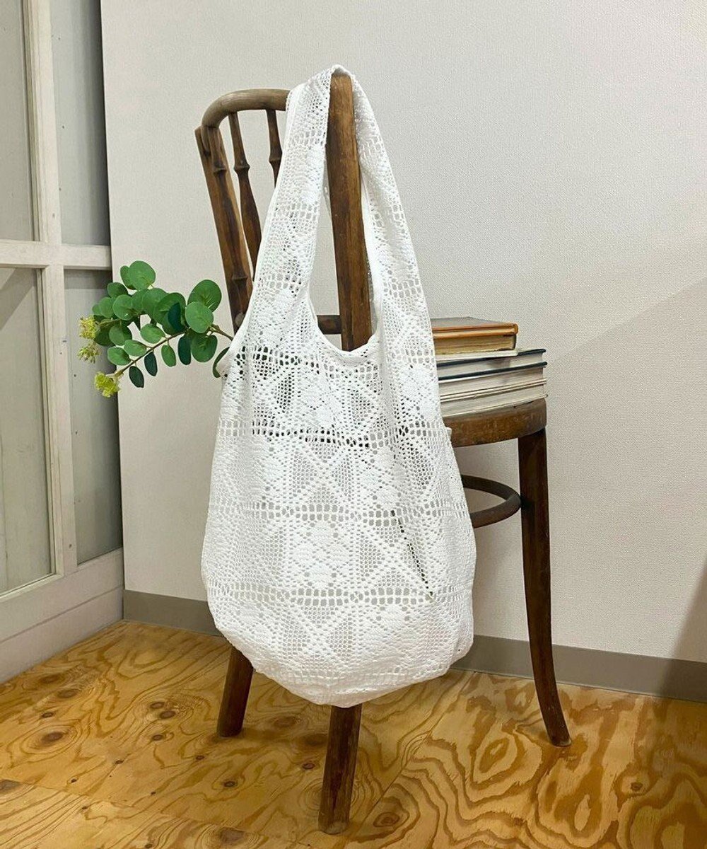 【ルートート/ROOTOTE】の1088【洗濯可能】SC.ルーショッパーグランデ.レース-A インテリア・キッズ・メンズ・レディースファッション・服の通販 founy(ファニー) 　ファッション　Fashion　レディースファッション　Fashion for Women　バッグ　Bags　洗える　Machine Washable　カメラ　Camera Accessories　シンプル　Simple, Minimal　フィット　Fit, Slim Fit　フォルム　Silhouette, Form　ポケット　Pocket, Pocket Detail　レース　Lace, Lace Fabric　新作・新入荷　New Arrivals / New In　01:シロ|ID: prp329100004664092 ipo3291000000033741283