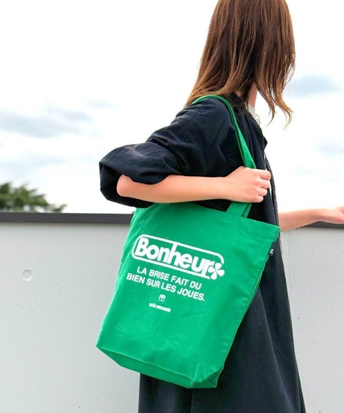 【ルートート/ROOTOTE】の1086【A4サイズ収納】SC.トール.リサイクルコットン-A インテリア・キッズ・メンズ・レディースファッション・服の通販 founy(ファニー) https://founy.com/ ファッション Fashion レディースファッション Fashion for Women バッグ Bags カメラ Camera Accessories シンプル Simple, Minimal スマホ Smartphone, Mobile Device ネップ Nepp, Slub Yarn ポケット Pocket, Pocket Detail 旅行 Travel |ID: prp329100004664355 ipo3291000000033742258