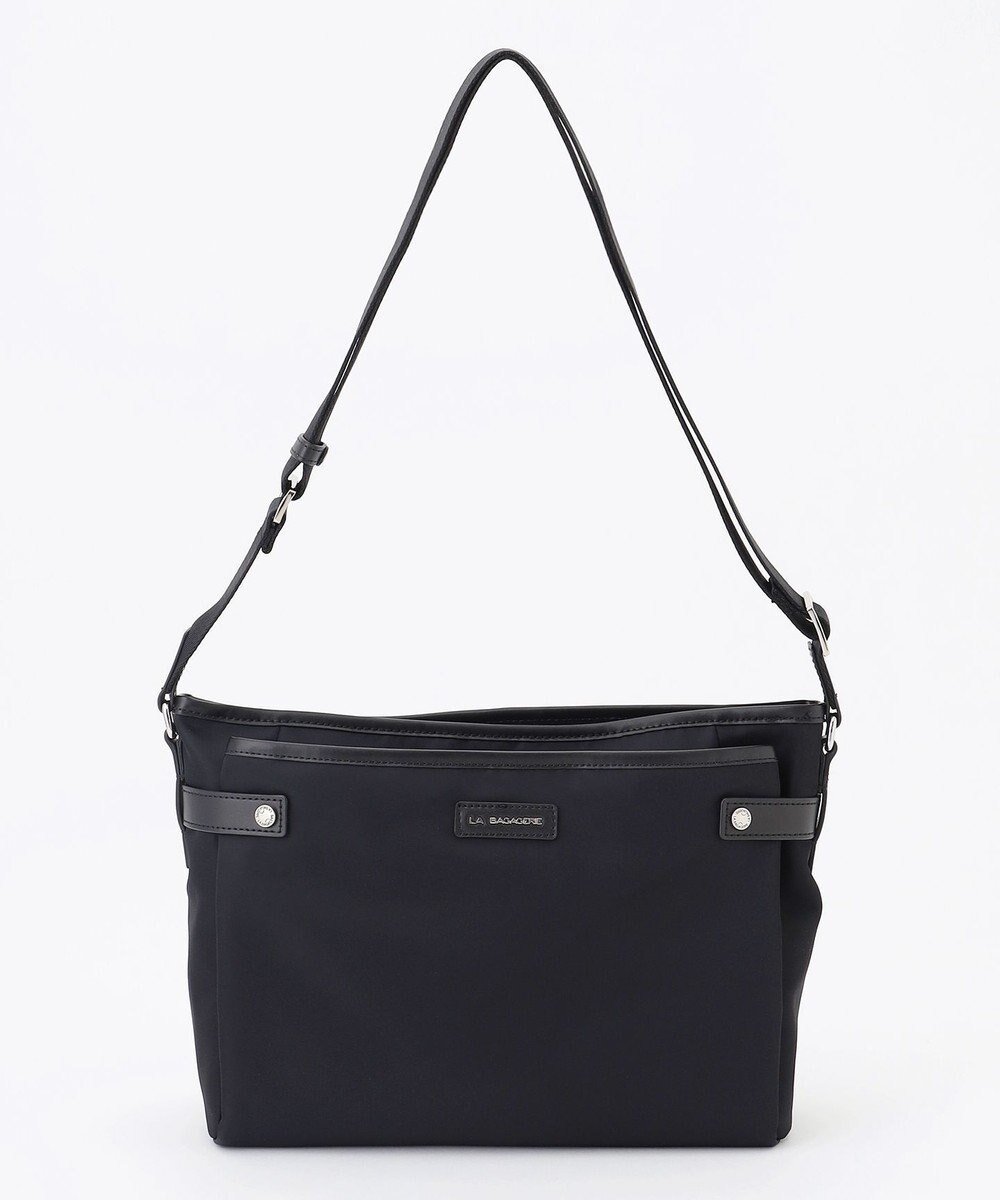 【ラ バガジェリー/LA BAGAGERIE】の【撥水ナイロン】ベーシックショルダー インテリア・キッズ・メンズ・レディースファッション・服の通販 founy(ファニー) ファッション Fashion レディースファッション Fashion for Women コンパクト Compact, Small Size ショルダー Shoulder, Shoulder Strap シンプル Simple, Minimal スマート Smart, Elegant 財布 Wallet, Purse ハンカチ Handkerchief, Hanky ベーシック Basic, Essential ポケット Pocket, Pocket Detail マグネット Magnet, Magnetic Closure エレガント 上品 Elegant ビジネス 仕事 通勤 Business / Work / Commuting ブラック|ID: prp329100004664511 ipo3291000000033742781