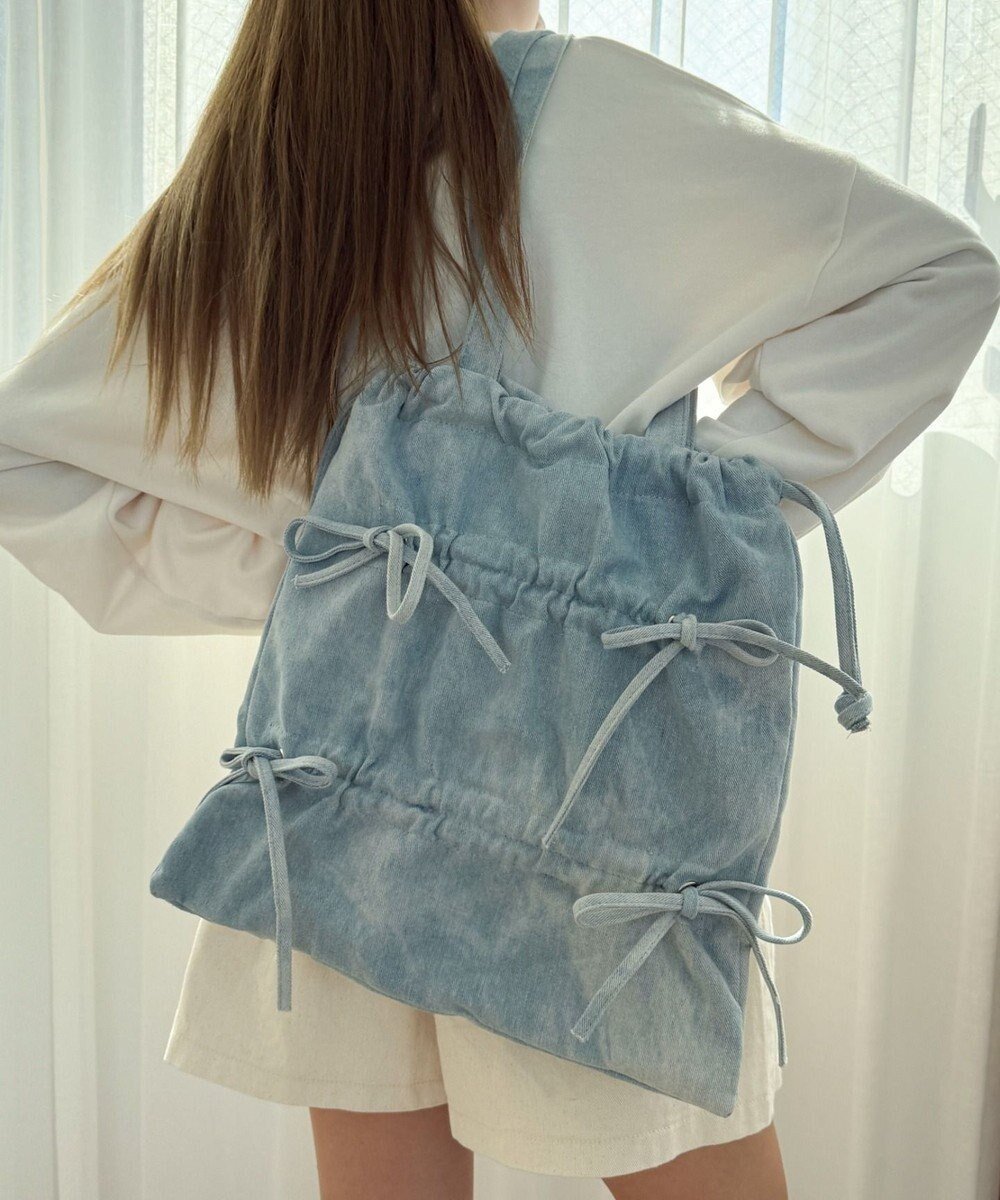 【ウィゴー/WEGO】のドロストリボンギャザートート インテリア・キッズ・メンズ・レディースファッション・服の通販 founy(ファニー) 　ファッション　Fashion　レディースファッション　Fashion for Women　バッグ　Bags　おすすめ　Recommended / Our Picks　スマホ　Smartphone, Mobile Device　デニム　Denim, Jeans Material　トレンド　Trend, Trending Now　ビジュー　Bijou, Jewel-like Accent　フロント　Front, Front Design　リボン　Ribbon, Bow　夏　Summer　春　Spring　S/S・春夏　SS, Spring/Summer, Warm Season　ビジネス 仕事 通勤　Business / Work / Commuting　デニム淡加工色|ID: prp329100004664568 ipo3291000000033743020