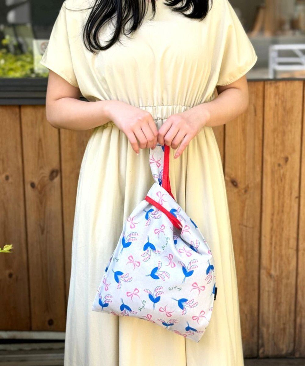 【ルートート/ROOTOTE】の1033【ギフトにおすすめ】EU.ルーショッパーミッド.ゾッティ-A インテリア・キッズ・メンズ・レディースファッション・服の通販 founy(ファニー) ファッション Fashion レディースファッション Fashion for Women 洗える Machine Washable カメラ Camera Accessories コンパクト Compact, Small Size パイピング Piping, Trim Design フラワー Flower, Floral ポケット Pocket, Pocket Detail おすすめ Recommended / Our Picks 旅行 Travel エレガント 上品 Elegant ギフト プレゼント Gift / Present 04:スズラン|ID: prp329100004664653 ipo3291000000033743312