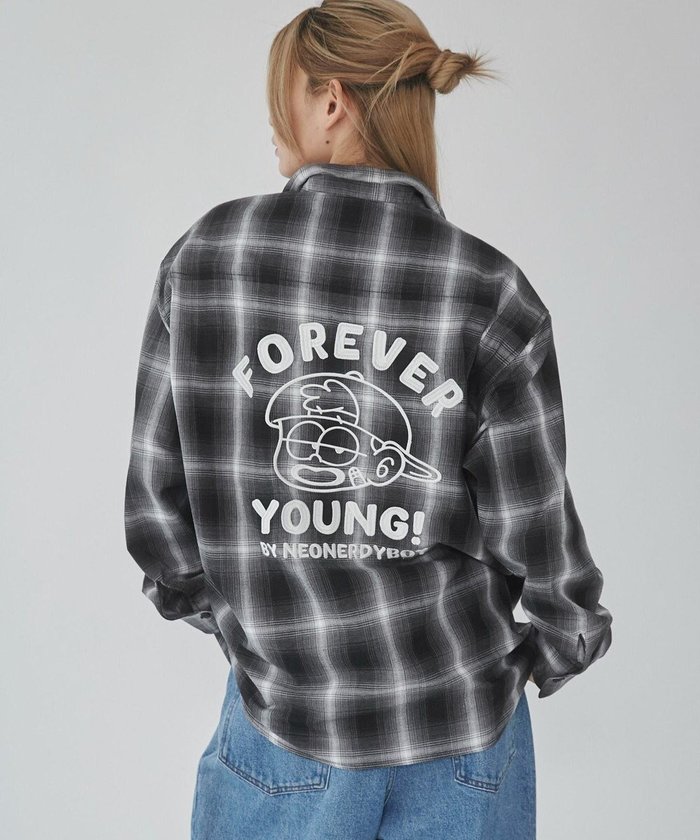 【ウィゴー/WEGO】の【ユニセックス着用ITEM】グラフィックオンブレチェックシャツ(LS) インテリア・キッズ・メンズ・レディースファッション・服の通販 founy(ファニー) https://founy.com/ ファッション Fashion レディースファッション Fashion for Women トップス・カットソー Cut & Sew Tops シャツ・ブラウス・オフィスカジュアル Elegant Blouses & Button-Ups インナー Innerwear 春 Spring 秋 Autumn カーゴパンツ Cargo Pants, Utility Pants グラフィック Graphic, Graphic Design スマホ Smartphone, Mobile Device チェック Check, Plaid, Tartan デニム Denim, Jeans Material トレンド Trend, Trending Now 定番 Standard, Basic Item 羽織 Haori, Light Jacket リラックス Relax, Relaxed Fit ルーズ Loose, Oversized ワンポイント One Point, Statement Accent 冬 Winter / This Winter S/S・春夏 SS, Spring/Summer, Warm Season おすすめ Recommended / Our Picks 夏 Summer |ID: prp329100004665116 ipo3291000000033746055