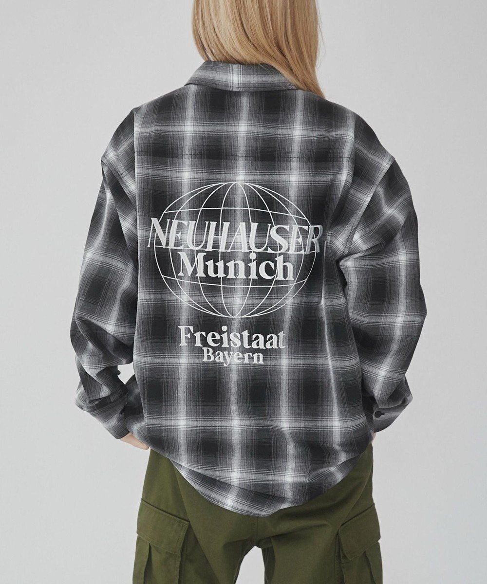 【ウィゴー/WEGO】の【ユニセックス着用ITEM】グラフィックオンブレチェックシャツ(LS) インテリア・キッズ・メンズ・レディースファッション・服の通販 founy(ファニー) 　ファッション　Fashion　レディースファッション　Fashion for Women　トップス・カットソー　Cut & Sew Tops　シャツ・ブラウス・オフィスカジュアル　Elegant Blouses & Button-Ups　インナー　Innerwear　春　Spring　秋　Autumn　カーゴパンツ　Cargo Pants, Utility Pants　グラフィック　Graphic, Graphic Design　スマホ　Smartphone, Mobile Device　チェック　Check, Plaid, Tartan　デニム　Denim, Jeans Material　トレンド　Trend, Trending Now　定番　Standard, Basic Item　羽織　Haori, Light Jacket　リラックス　Relax, Relaxed Fit　ルーズ　Loose, Oversized　ワンポイント　One Point, Statement Accent　冬　Winter / This Winter　S/S・春夏　SS, Spring/Summer, Warm Season　おすすめ　Recommended / Our Picks　夏　Summer　柄3|ID: prp329100004665116 ipo3291000000033746058