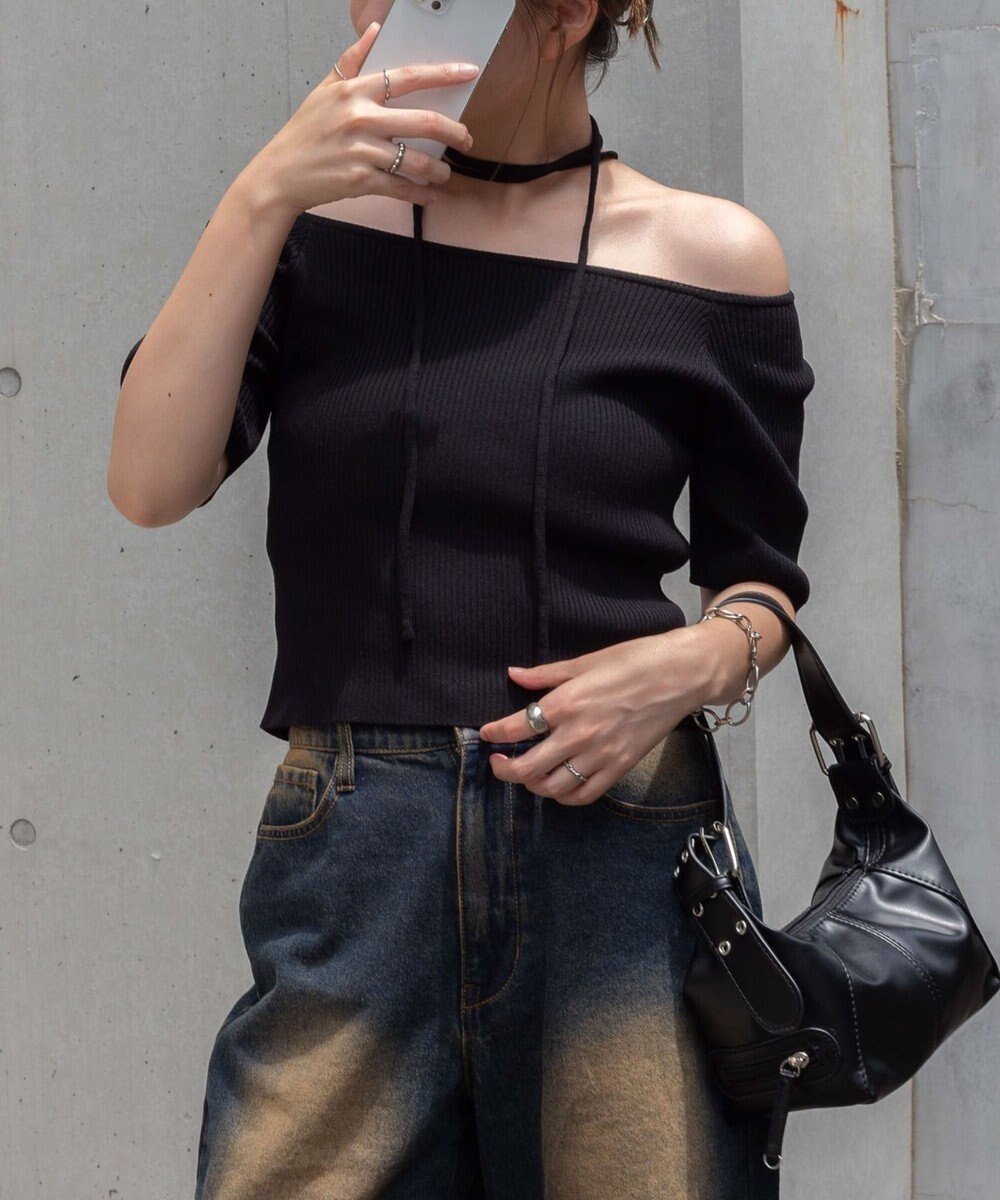 【ウィゴー/WEGO】のチョーカーリボン付きオフショルニット インテリア・キッズ・メンズ・レディースファッション・服の通販 founy(ファニー) 　ファッション　Fashion　レディースファッション　Fashion for Women　トップス・カットソー　Cut & Sew Tops　ニット　Knit Tops & Sweaters　春　Spring　カーゴパンツ　Cargo Pants, Utility Pants　ガーリー　Girly, Feminine Style　スマホ　Smartphone, Mobile Device　セーター　Sweater, Knitwear　デニム　Denim, Jeans Material　プリーツ　Pleats, Pleated　ループ　Loop, Loop Knit　ワンショル　One Shoulder, Asymmetrical　S/S・春夏　SS, Spring/Summer, Warm Season　おすすめ　Recommended / Our Picks　夏　Summer　ブラック|ID: prp329100004665142 ipo3291000000033746193