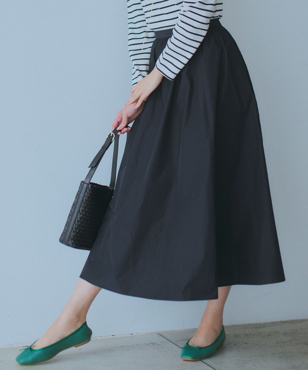【23区/NIJYUSANKU】の【洗える】ルミエールタフタ フレアスカート 人気、トレンドファッション・服の通販 founy(ファニー) 　ファッション　Fashion　レディースファッション　Fashion for Women　スカート　Skirts　Aライン・フレアスカート　A-Line & Flared Skirts　2024年　2024　2024春夏・S/S　Spring/Summer 2024 SS24　ギャザー　Gathered, Ruffled　シンプル　Simple, Minimal　タフタ　Taffeta, Structured Fabric　フレア　Flare, Flared　夏　Summer　春　Spring　S/S・春夏　SS, Spring/Summer, Warm Season　洗える　Machine Washable　 other-1|ID: prp329100004665200 ipo3291000000034188891