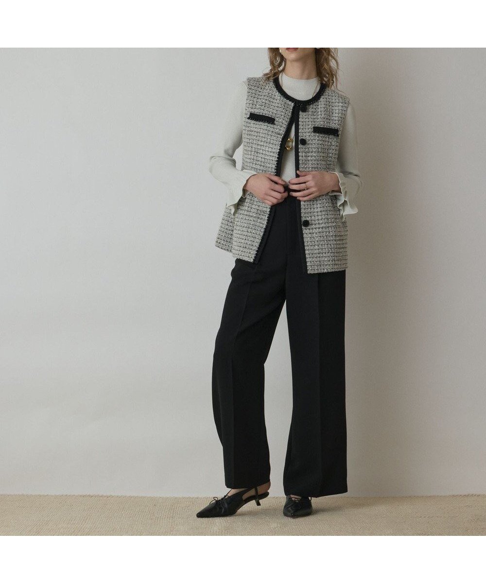 【グレース コンチネンタル/GRACE CONTINENTAL】のツイードペプラムベスト 人気、トレンドファッション・服の通販 founy(ファニー) 　ファッション　Fashion　レディースファッション　Fashion for Women　アウター　Coat / Outerwear Collection　トップス・カットソー　Cut & Sew Tops　ベスト&ジレ / 重ね着スタイル　Vests & Gilets　新作・新入荷　New Arrivals / New In　ジャケット　Jacket, Outerwear　ツイード　Twill, Twill Weave　ビジュー　Bijou, Jewel-like Accent　ベスト　Vest, Waistcoat　ペプラム　Peplum, Flared Hem　A/W・秋冬　Autumn/Winter　 other-1|ID: prp329100004665377 ipo3291000000033747105