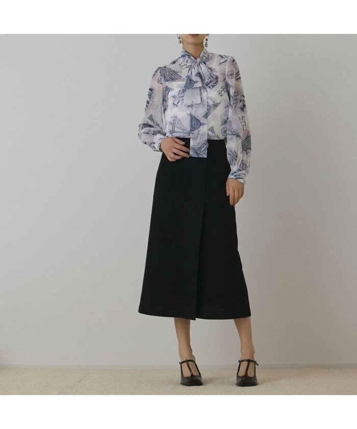 【グレース コンチネンタル/GRACE CONTINENTAL】のスカ-フタイブラウス インテリア・キッズ・メンズ・レディースファッション・服の通販 founy(ファニー) https://founy.com/ ファッション Fashion レディースファッション Fashion for Women トップス・カットソー Cut & Sew Tops シャツ・ブラウス・オフィスカジュアル Elegant Blouses & Button-Ups 新作・新入荷 New Arrivals / New In イエロー Yellow デニム Denim, Jeans Material プリント Print, Printed Pattern リボン Ribbon, Bow 夏 Summer 秋 Autumn A/W・秋冬 Autumn/Winter |ID: prp329100004665562 ipo3291000000033747532