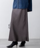 【23区/NIJYUSANKU】の【VERY11月号掲載/洗える】ヴィンテージダブルサテン ナロー スカート グレー系|ID: prp329100004665802 ipo3291000000035546511