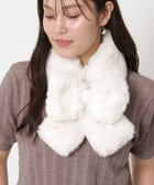 【ムーンバット/MOONBAT】の【FUDGE11月号掲載/新色追加】PAUL JOE ACCESSOIRES フェイクファーリボンマフラー オフホワイト|ID: prp329100004665883 ipo3291000000033748453