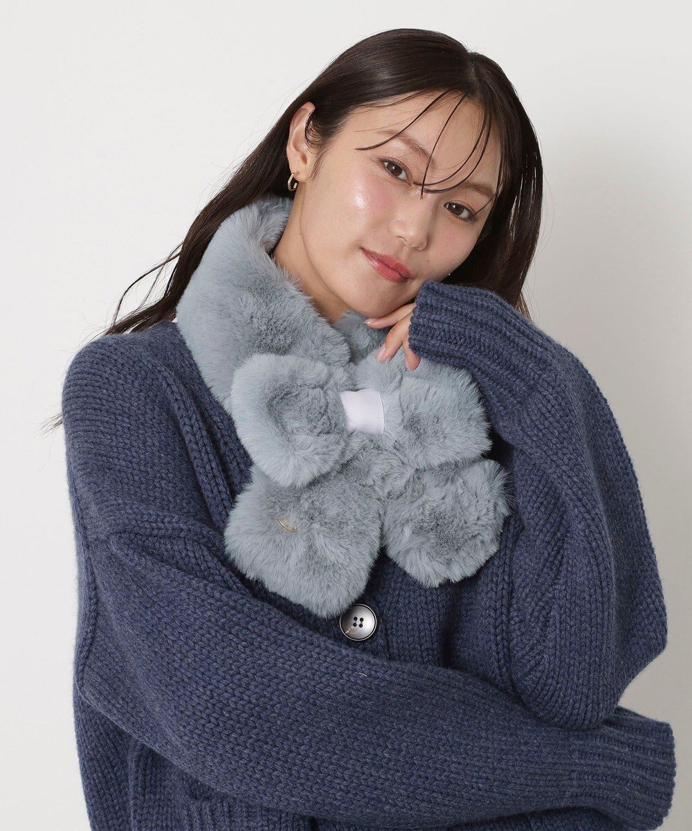 【ムーンバット/MOONBAT】の【新色追加】PAUL JOE ACCESSOIRES フェイクファーリボンマフラー インテリア・キッズ・メンズ・レディースファッション・服の通販 founy(ファニー) 　ファッション　Fashion　レディースファッション　Fashion for Women　マフラー・スヌード / 冬小物の定番　Scarves & Mufflers　アニマル　Animal Print　コレクション　Collection, Seasonal Line　スヌード　Snood, Infinity Scarf　パターン　Pattern, Design Print　フラワー　Flower, Floral　防寒　Cold Protection, Winter-Ready　マフラー　Scarf, Muffler　モチーフ　Motif, Design Theme　リボン　Ribbon, Bow　ループ　Loop, Loop Knit　A/W・秋冬　Autumn/Winter　ペールスカイ|ID: prp329100004665883 ipo3291000000036152897