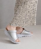 【ポインター/Pointer】の【本革/超軽量/厚底】サボサンダル 人気、トレンドファッション・服の通販 founy(ファニー) ファッション Fashion レディースファッション Fashion for Women 厚底 Platform Shoes 春 Spring 軽量 Lightweight, Ultra Light サンダル Sandals, Summer Shoes ラップ Wrap, Wrap Design S/S・春夏 SS, Spring/Summer, Warm Season 夏 Summer thumbnail シルバー|ID: prp329100004666207 ipo3291000000033749770