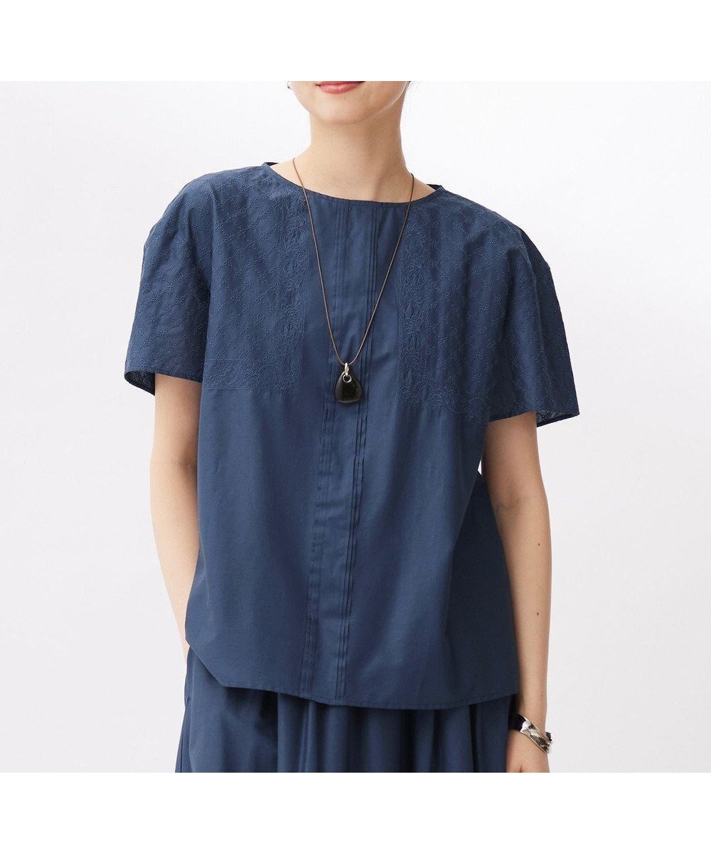 【自由区/JIYU-KU】の【接触冷感・洗える】エンブロイダリーローン Tブラウス インテリア・キッズ・メンズ・レディースファッション・服の通販 founy(ファニー) ファッション Fashion レディースファッション Fashion for Women トップス・カットソー Cut & Sew Tops シャツ・ブラウス・オフィスカジュアル Elegant Blouses & Button-Ups アンティーク Antique-Inspired 春 Spring 洗える Machine Washable ドロップ Drop Shoulder, Dropped Style 人気 Popular, Best Seller ビンテージ Vintage, Retro Style フラワー Flower, Floral ボトム Bottoms, Lower Wear モダン Modern, Contemporary モチーフ Motif, Design Theme ロンドン London Style, British Inspired ワーク Workwear, Utility Style S/S・春夏 SS, Spring/Summer, Warm Season おすすめ Recommended / Our Picks 夏 Summer コバルトブルー|ID: prp329100004666536 ipo3291000000033750933