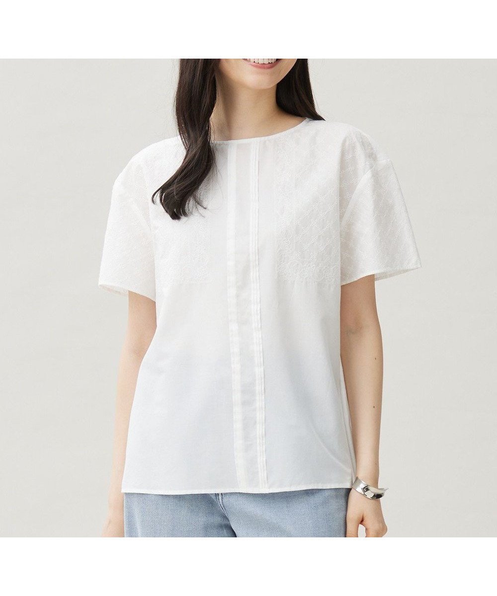 【自由区/JIYU-KU】の【接触冷感・洗える】エンブロイダリーローン Tブラウス インテリア・キッズ・メンズ・レディースファッション・服の通販 founy(ファニー) ファッション Fashion レディースファッション Fashion for Women トップス・カットソー Cut & Sew Tops シャツ・ブラウス・オフィスカジュアル Elegant Blouses & Button-Ups アンティーク Antique-Inspired 春 Spring 洗える Machine Washable ドロップ Drop Shoulder, Dropped Style 人気 Popular, Best Seller ビンテージ Vintage, Retro Style フラワー Flower, Floral ボトム Bottoms, Lower Wear モダン Modern, Contemporary モチーフ Motif, Design Theme ロンドン London Style, British Inspired ワーク Workwear, Utility Style S/S・春夏 SS, Spring/Summer, Warm Season おすすめ Recommended / Our Picks 夏 Summer オフ|ID: prp329100004666536 ipo3291000000033750935