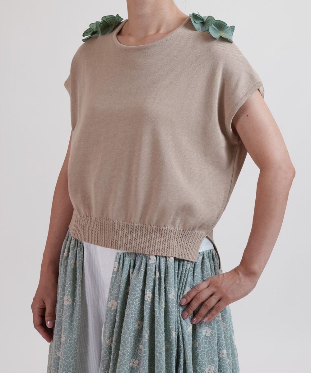 【ムーク/muuc】の花モチーフ付きコットンニットプルオーバー インテリア・キッズ・メンズ・レディースファッション・服の通販 founy(ファニー) ファッション Fashion レディースファッション Fashion for Women トップス・カットソー Cut & Sew Tops ニット Knit Tops & Sweaters カジュアルプルオーバー・ニットトップス Pullovers & Knit Tops / Casual Pullovers オレンジ Orange 春 Spring シンプル Simple, Minimal セーター Sweater, Knitwear 透かし Cut-Out, Lacework モチーフ Motif, Design Theme 無地 Plain, Solid Color S/S・春夏 SS, Spring/Summer, Warm Season 夏 Summer ベージュ|ID: prp329100004666579 ipo3291000000033751124