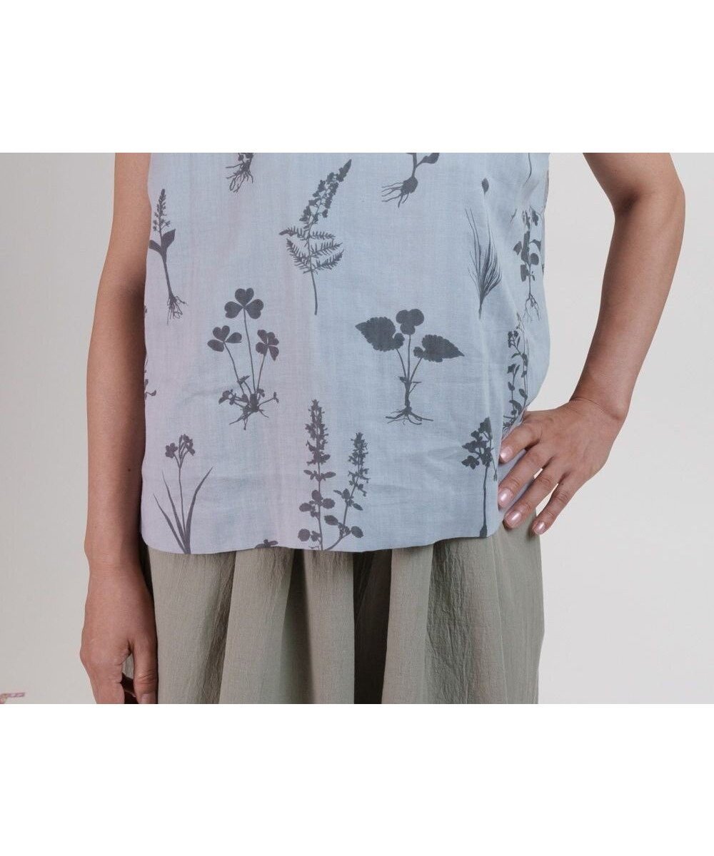 【ムーク/muuc】の【ゆったりシルエットで涼しく上品】植物の影絵プリント プルオーバー インテリア・キッズ・メンズ・レディースファッション・服の通販 founy(ファニー) ファッション Fashion レディースファッション Fashion for Women トップス・カットソー Cut & Sew Tops シャツ・ブラウス・オフィスカジュアル Elegant Blouses & Button-Ups カジュアルプルオーバー・ニットトップス Pullovers & Knit Tops / Casual Pullovers 春 Spring シンプル Simple, Minimal タートルネック Turtleneck, High Neck 定番 Standard, Basic Item ハンド Hand, Handmade パターン Pattern, Design Print プリント Print, Printed Pattern ボタニカル Botanical, Floral Pattern S/S・春夏 SS, Spring/Summer, Warm Season 夏 Summer エレガント 上品 Elegant グレー|ID: prp329100004666652 ipo3291000000033751386