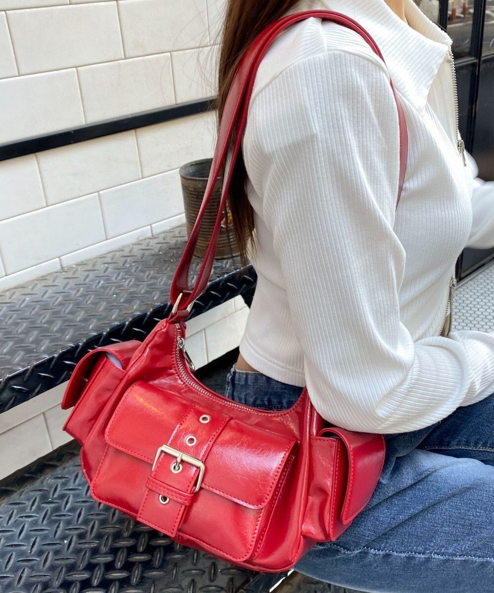 【ウィゴー/WEGO】のハトメベルトポケットショルダー インテリア・キッズ・メンズ・レディースファッション・服の通販 founy(ファニー) 　ファッション　Fashion　レディースファッション　Fashion for Women　ベルト&ウエストマーク　Belts & Waist Accessories　ヴィンテージ　Vintage Style　ショルダー　Shoulder, Shoulder Strap　スマホ　Smartphone, Mobile Device　フロント　Front, Front Design　ポケット　Pocket, Pocket Detail　ワンポイント　One Point, Statement Accent　おすすめ　Recommended / Our Picks　レッド|ID: prp329100004666791 ipo3291000000033751957