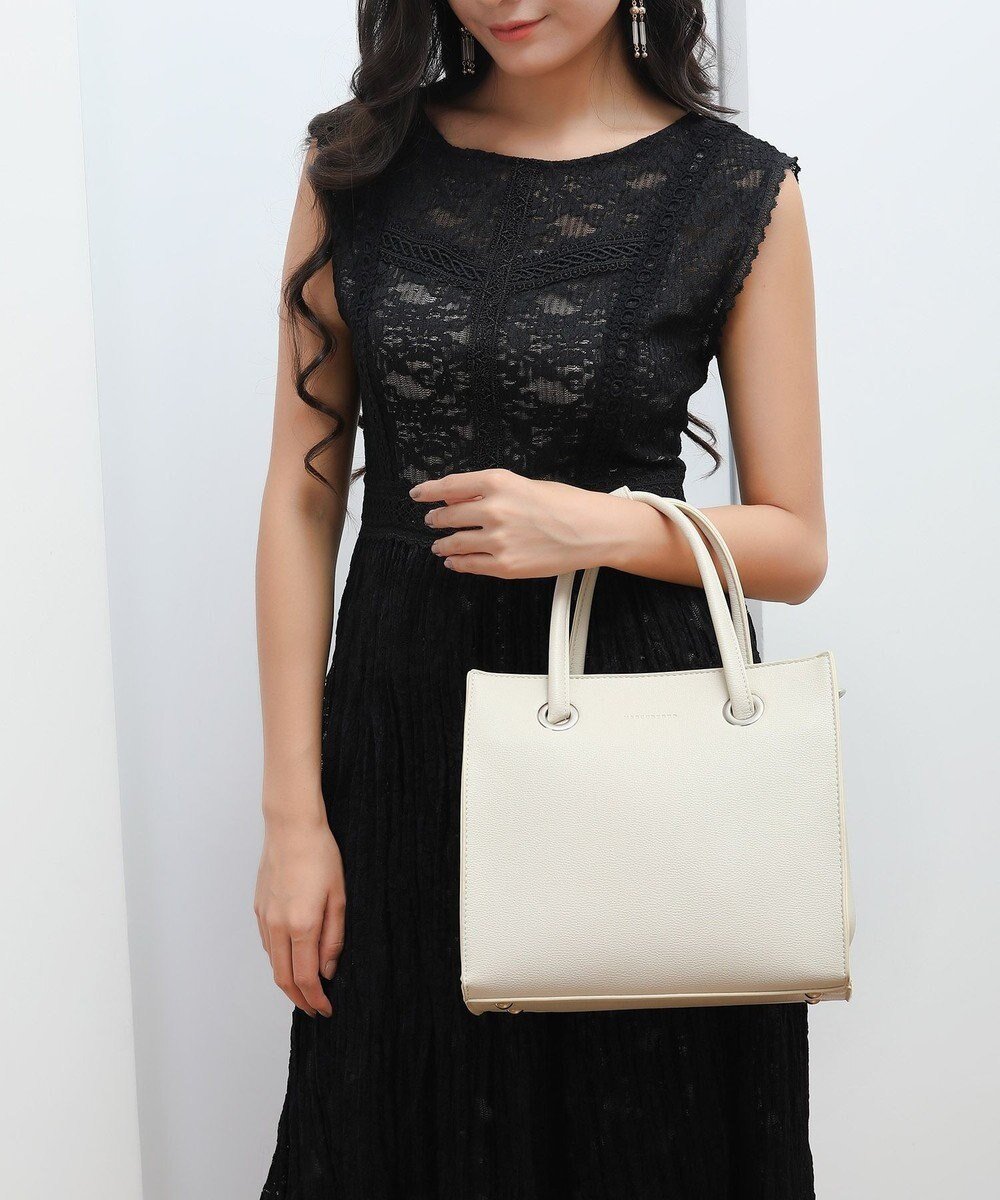 【スタイルコード/STYLE CODE】の【MERCURYDUO/マーキュリーデュオ】メタルアイレット 両アオリポケット スクエアハンドバッグ 人気、トレンドファッション・服の通販 founy(ファニー) ファッション Fashion レディースファッション Fashion for Women バッグ Bags ショルダー Shoulder, Shoulder Strap シンプル Simple, Minimal スクエア Square, Square Shape 財布 Wallet, Purse フェミニン Feminine, Girly フォーマル Formal, Dressy ポケット Pocket, Pocket Detail ポーチ Pouch, Small Case 再入荷 Restock / Back in Stock エレガント 上品 Elegant other-1|ID: prp329100004666856 ipo3291000000034177940