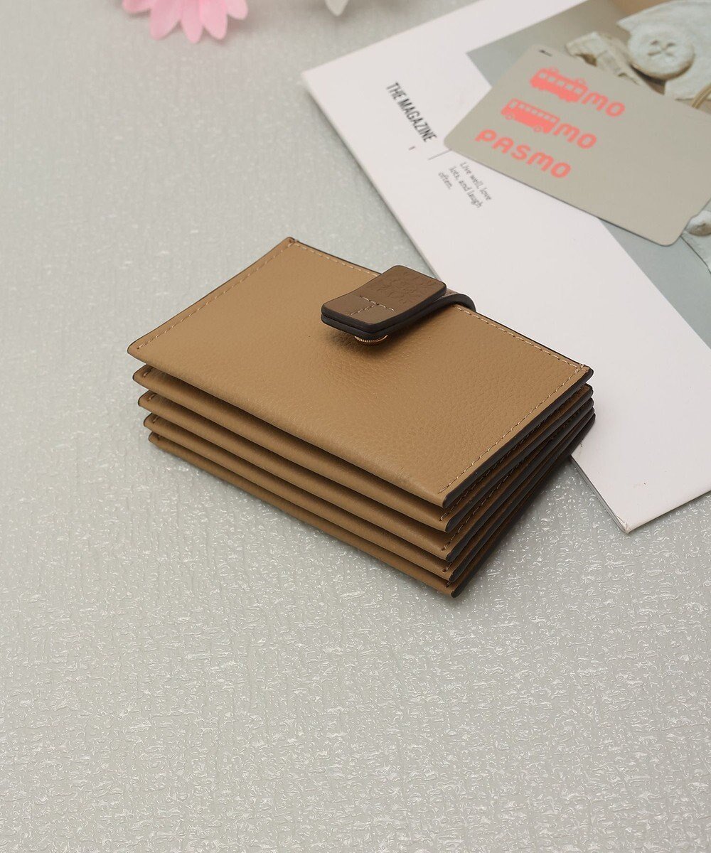 【スタイルコード/STYLE CODE】の【PADMA/パドマ】ベルトデザイン シュリンクレザーカードケース インテリア・キッズ・メンズ・レディースファッション・服の通販 founy(ファニー) ファッション Fashion レディースファッション Fashion for Women ミニ財布・二つ折り財布 Wallets & Card Cases ベルト&ウエストマーク Belts & Waist Accessories カードケース/名刺入れ Card Holders & Business Cases 軽量 Lightweight, Ultra Light スタイリッシュ Stylish, Fashionable 財布 Wallet, Purse ポケット Pocket, Pocket Detail エレガント 上品 Elegant ギフト プレゼント Gift / Present ベージュ|ID: prp329100004666898 ipo3291000000034178044