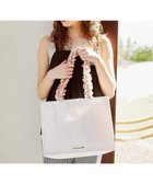 【メゾンドフルール/Maison de FLEUR】のツイードフリルハンドルスクエアトートMバッグ 人気、トレンドファッション・服の通販 founy(ファニー) ファッション Fashion レディースファッション Fashion for Women バッグ Bags おすすめ Recommended / Our Picks スクエア Square, Square Shape スマホ Smartphone, Mobile Device ツイード Twill, Twill Weave フォルム Silhouette, Form フリル Frill, Ruffle ポケット Pocket, Pocket Detail エレガント 上品 Elegant ビジネス 仕事 通勤 Business / Work / Commuting thumbnail Ivory|ID: prp329100004667369 ipo3291000000033754329