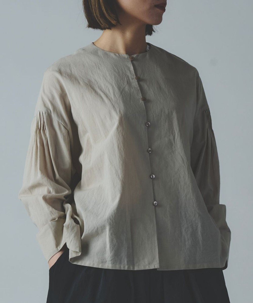 【ムーク/muuc】のコットンローン長袖ブラウス 人気、トレンドファッション・服の通販 founy(ファニー) 　ファッション　Fashion　レディースファッション　Fashion for Women　トップス・カットソー　Cut & Sew Tops　シャツ・ブラウス・オフィスカジュアル　Elegant Blouses & Button-Ups　おすすめ　Recommended / Our Picks　カーディガン　Cardigan, Knitwear　シンプル　Simple, Minimal　プリーツ　Pleats, Pleated　プレーン　Plain, Simple　ボックス　Boxy, Box Shape　モチーフ　Motif, Design Theme　夏　Summer　S/S・春夏　SS, Spring/Summer, Warm Season　A/W・秋冬　Autumn/Winter　長袖　Long Sleeve, Full Sleeve　 other-1|ID: prp329100004667767 ipo3291000000033755839