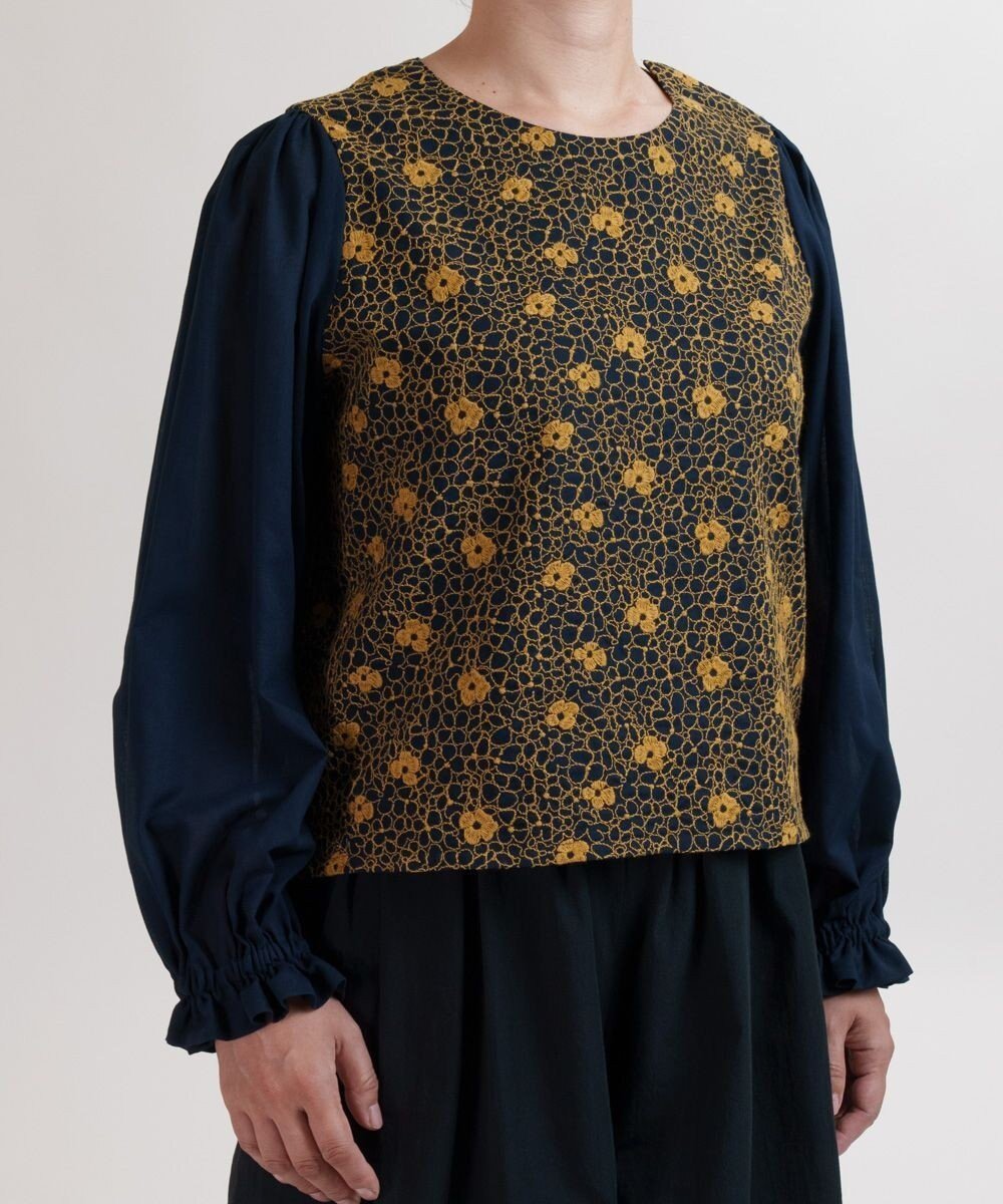 【ムーク/muuc】の【手刺繍のような刺繍が美しい】ハイドランジア ブラウス インテリア・キッズ・メンズ・レディースファッション・服の通販 founy(ファニー) ファッション Fashion レディースファッション Fashion for Women トップス・カットソー Cut & Sew Tops シャツ・ブラウス・オフィスカジュアル Elegant Blouses & Button-Ups オーガニック Organic Cotton シンプル Simple, Minimal バランス Balance, Style Balance パステル Pastel, Soft Color ブラウジング Blouson Silhouette, Cinched Waist A/W・秋冬 Autumn/Winter S/S・春夏 SS, Spring/Summer, Warm Season 夏 Summer ネイビー|ID: prp329100004667769 ipo3291000000033755855