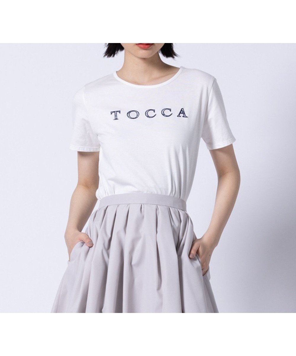 【トッカ/TOCCA】のTEXT LOGO TEE Tシャツ 人気、トレンドファッション・服の通販 founy(ファニー) 　ファッション　Fashion　レディースファッション　Fashion for Women　トップス・カットソー　Cut & Sew Tops　シャツ・ブラウス・オフィスカジュアル　Elegant Blouses & Button-Ups　ロングTシャツ・Tシャツ　Longline T-Shirts & Tees　カットソー・ベーシックTシャツ　Cut-and-Sewn Tops / Stretch Tees & Basics　2025年　2025　2025春夏・S/S　Spring/Summer 2025 SS25　おすすめ　Recommended / Our Picks　カットソー　Cut and Sewn Top　フラワー　Flower, Floral　プリント　Print, Printed Pattern　今季　This Season, Current Season　夏　Summer　定番　Standard, Basic Item　春　Spring　S/S・春夏　SS, Spring/Summer, Warm Season　 other-1|ID: prp329100004667834 ipo3291000000033756078