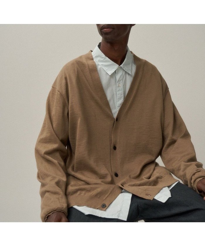 【エイトン/ATON】のRAMIE CASHMERE Vネックニットカーディガン - UNISEX インテリア・キッズ・メンズ・レディースファッション・服の通販 founy(ファニー) https://founy.com/ ファッション Fashion レディースファッション Fashion for Women トップス・カットソー Cut & Sew Tops ニット Knit Tops & Sweaters カーディガン・羽織り Layered Style Cardigans Vネックトップス V-Neck Tops / V-Cut Neckline Shirts ユニセックス Unisex, Genderless カーディガン Cardigan, Knitwear ネップ Nepp, Slub Yarn 夏 Summer 春 Spring S/S・春夏 SS, Spring/Summer, Warm Season |ID: prp329100004667943 ipo3291000000033756455