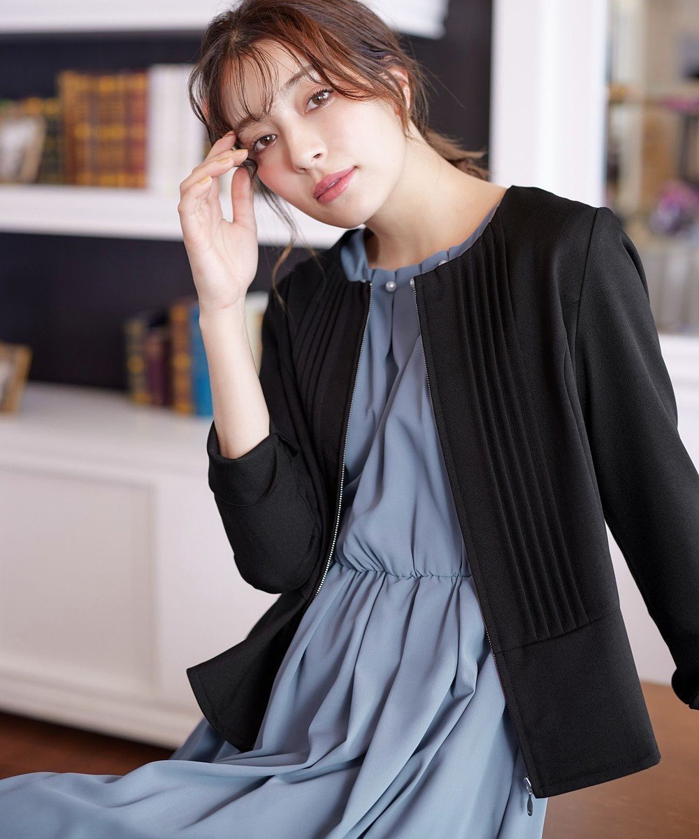 【ティアクラッセ/Tiaclasse】の【小倉優子さん着用】【洗える】ピンタックノーカラージャケット インテリア・キッズ・メンズ・レディースファッション・服の通販 founy(ファニー) 　ファッション　Fashion　レディースファッション　Fashion for Women　アウター　Coat / Outerwear Collection　レディースジャケット・軽アウター　Jackets　ノーカラージャケット / シンプル上品コーデ　Collarless Jackets　ウォッシャブル　Machine Washable　春　Spring　洗える　Machine Washable　カーディガン　Cardigan, Knitwear　コンパクト　Compact, Small Size　シルバー　Silver, Metallic Silver　ジップアップ　Zip-Up, Full Zip　ジャケット　Jacket, Outerwear　スリット　Slit, Slit Detail　チュニック　Tunic, Long Top　フロント　Front, Front Design　ポケット　Pocket, Pocket Detail　ラウンド　Round, Round Neck　S/S・春夏　SS, Spring/Summer, Warm Season　再入荷　Restock / Back in Stock　夏　Summer　エレガント 上品　Elegant　新作・新入荷　New Arrivals / New In　ブラック|ID: prp329100004668351 ipo3291000000033757948