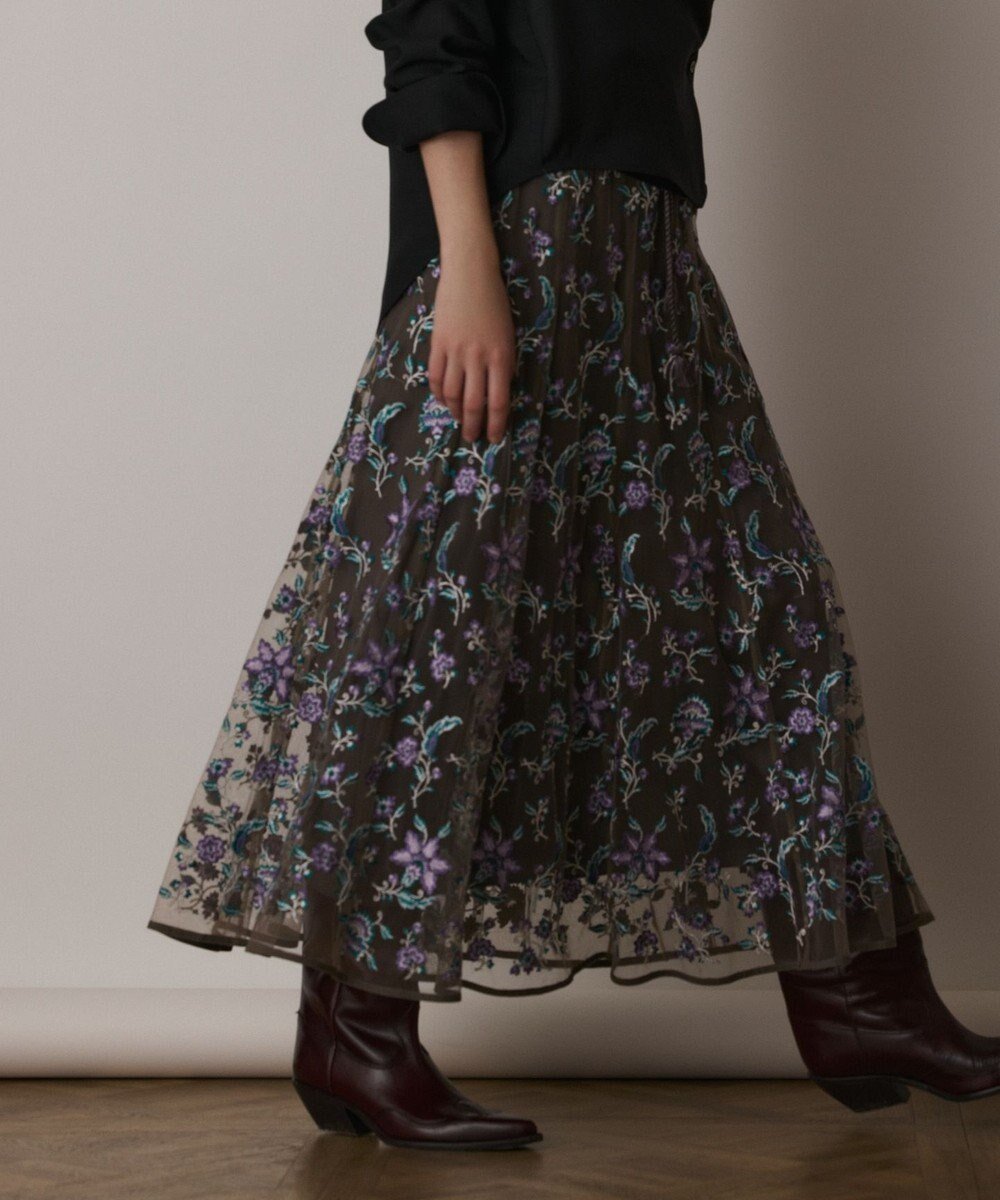 【グレース コンチネンタル/GRACE CONTINENTAL】のサラサ刺繍チュールスカート インテリア・キッズ・メンズ・レディースファッション・服の通販 founy(ファニー) ファッション Fashion レディースファッション Fashion for Women スカート Skirts チュール Tulip, Tulip Motif フェミニン Feminine, Girly フラワー Flower, Floral フレア Flare, Flared リラックス Relax, Relaxed Fit エレガント 上品 Elegant 夏 Summer 春 Spring S/S・春夏 SS, Spring/Summer, Warm Season カーキ|ID: prp329100004668636 ipo3291000000033759088