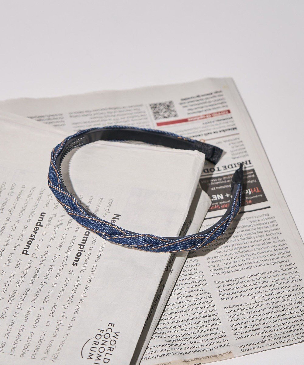 【アメリカンホリック/AMERICAN HOLIC】のデニムツイストカチューシャ インテリア・キッズ・メンズ・レディースファッション・服の通販 founy(ファニー) ファッション Fashion レディースファッション Fashion for Women シュシュ&ヘアアクセ/ヘアアレンジ Scrunchies & Hair Accessories おすすめ Recommended / Our Picks アクセサリー Fashion Accessories インディゴ Indigo Denim ツイスト Tweed, Tweed Fabric デニム Denim, Jeans Material Indigo|ID: prp329100004668718 ipo3291000000033759369