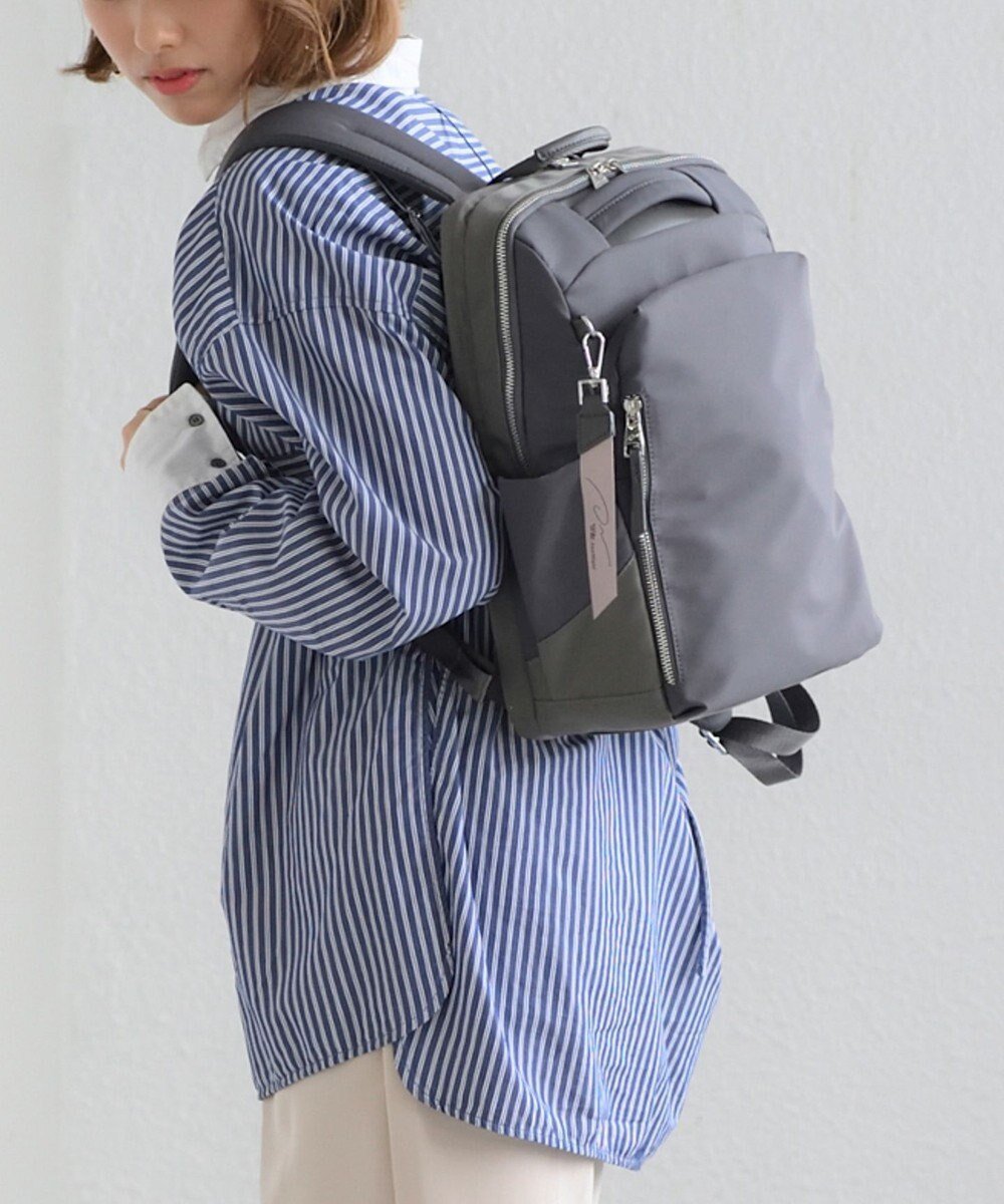 【エースバッグズアンドラゲッジ/ACE BAGS & LUGGAGE】のW .Day/Night ポルク スクエアリュック A4 13.3インチPC 15236 ダブルアンドデイナイト インテリア・キッズ・メンズ・レディースファッション・服の通販 founy(ファニー) ファッション Fashion レディースファッション Fashion for Women バッグ Bags クッション Cushion, Throw Pillow コンパクト Compact, Small Size ショルダー Shoulder, Shoulder Strap スクエア Square, Square Shape スニーカー Sneakers, Trainers スリーブ Sleeve, Long Sleeve / Short Sleeve 手帳 Planner, Notebook フィット Fit, Slim Fit フロント Front, Front Design ポケット Pocket, Pocket Detail メッシュ Mesh, Net Fabric リュック Backpack, Rucksack ワーク Workwear, Utility Style 再入荷 Restock / Back in Stock おすすめ Recommended / Our Picks 夏 Summer スーツケース キャリーケース Suitcase / Carry Case ビジネス 仕事 通勤 Business / Work / Commuting グレー|ID: prp329100004668745 ipo3291000000033759466