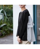 【ティアクラッセ/Tiaclasse】の【洗える】バックフレアダイバープルオーバー 人気、トレンドファッション・服の通販 founy(ファニー) ファッション Fashion レディースファッション Fashion for Women トップス・カットソー Cut & Sew Tops シャツ・ブラウス・オフィスカジュアル Elegant Blouses & Button-Ups ロングTシャツ・Tシャツ Longline T-Shirts & Tees カジュアルプルオーバー・ニットトップス Pullovers & Knit Tops / Casual Pullovers カットソー・ベーシックTシャツ Cut-and-Sewn Tops / Stretch Tees & Basics アクセサリー Fashion Accessories 春 Spring 洗える Machine Washable 秋 Autumn カットソー Cut and Sewn Top カーディガン Cardigan, Knitwear コンビ Combo, Combination Style シンプル Simple, Minimal ストライプ Stripe, Striped Pattern ストレッチ Stretch, Stretchy Fabric チュニック Tunic, Long Top デニム Denim, Jeans Material ドッキング Docking, Mixed Material フレア Flare, Flared 楽ちん Easy Fit, Comfortable S/S・春夏 SS, Spring/Summer, Warm Season 再入荷 Restock / Back in Stock おすすめ Recommended / Our Picks 夏 Summer エレガント 上品 Elegant 新作・新入荷 New Arrivals / New In thumbnail ブラック|ID: prp329100004668746 ipo3291000000033759470