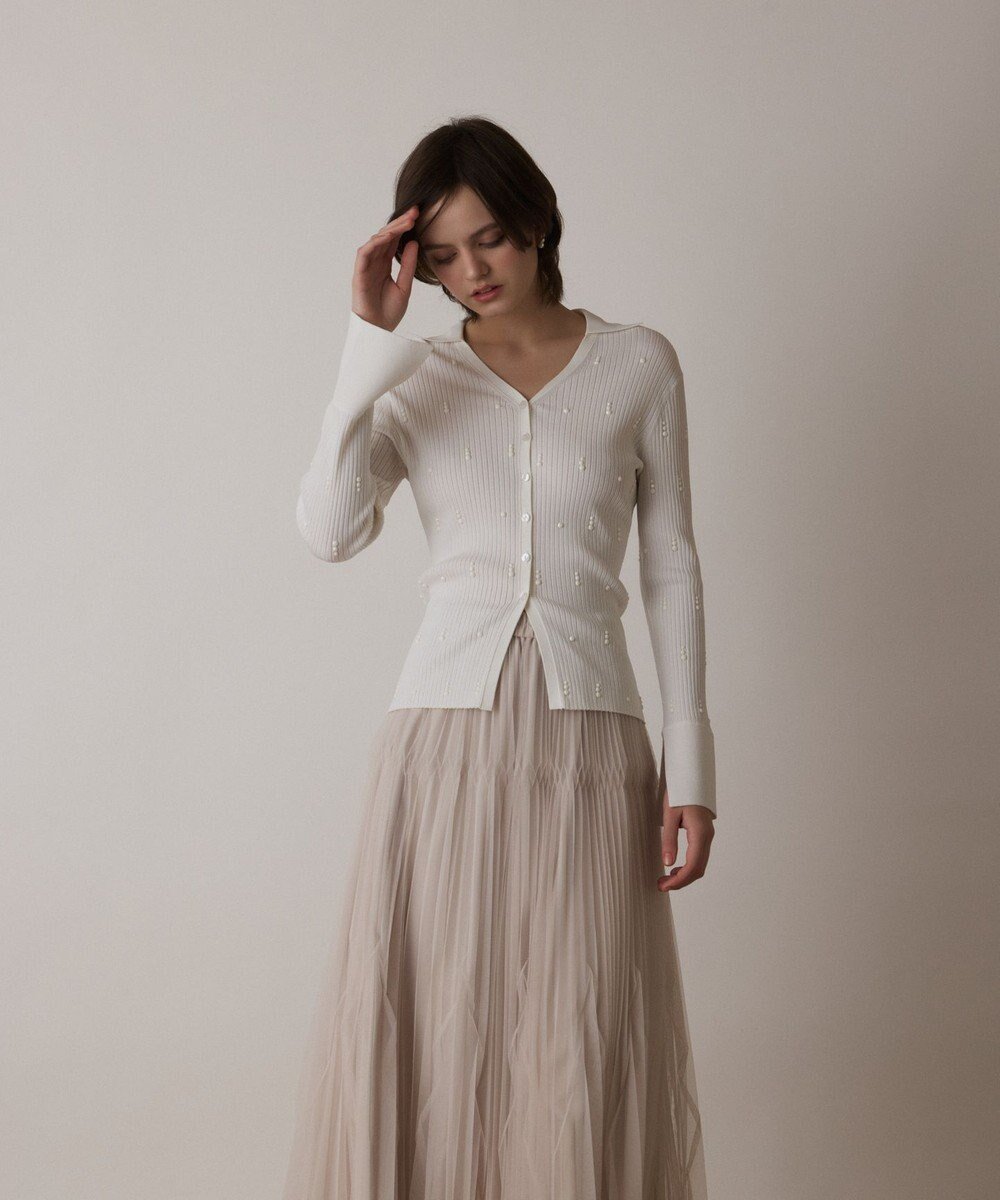 【グレース コンチネンタル/GRACE CONTINENTAL】のビジューリブニットトップ 人気、トレンドファッション・服の通販 founy(ファニー) 　ファッション　Fashion　レディースファッション　Fashion for Women　トップス・カットソー　Cut & Sew Tops　ニット　Knit Tops & Sweaters　おすすめ　Recommended / Our Picks　セーター　Sweater, Knitwear　バランス　Balance, Style Balance　ビジュー　Bijou, Jewel-like Accent　フィット　Fit, Slim Fit　フロント　Front, Front Design　エレガント 上品　Elegant　夏　Summer　春　Spring　S/S・春夏　SS, Spring/Summer, Warm Season　 other-1|ID: prp329100004668839 ipo3291000000033759739